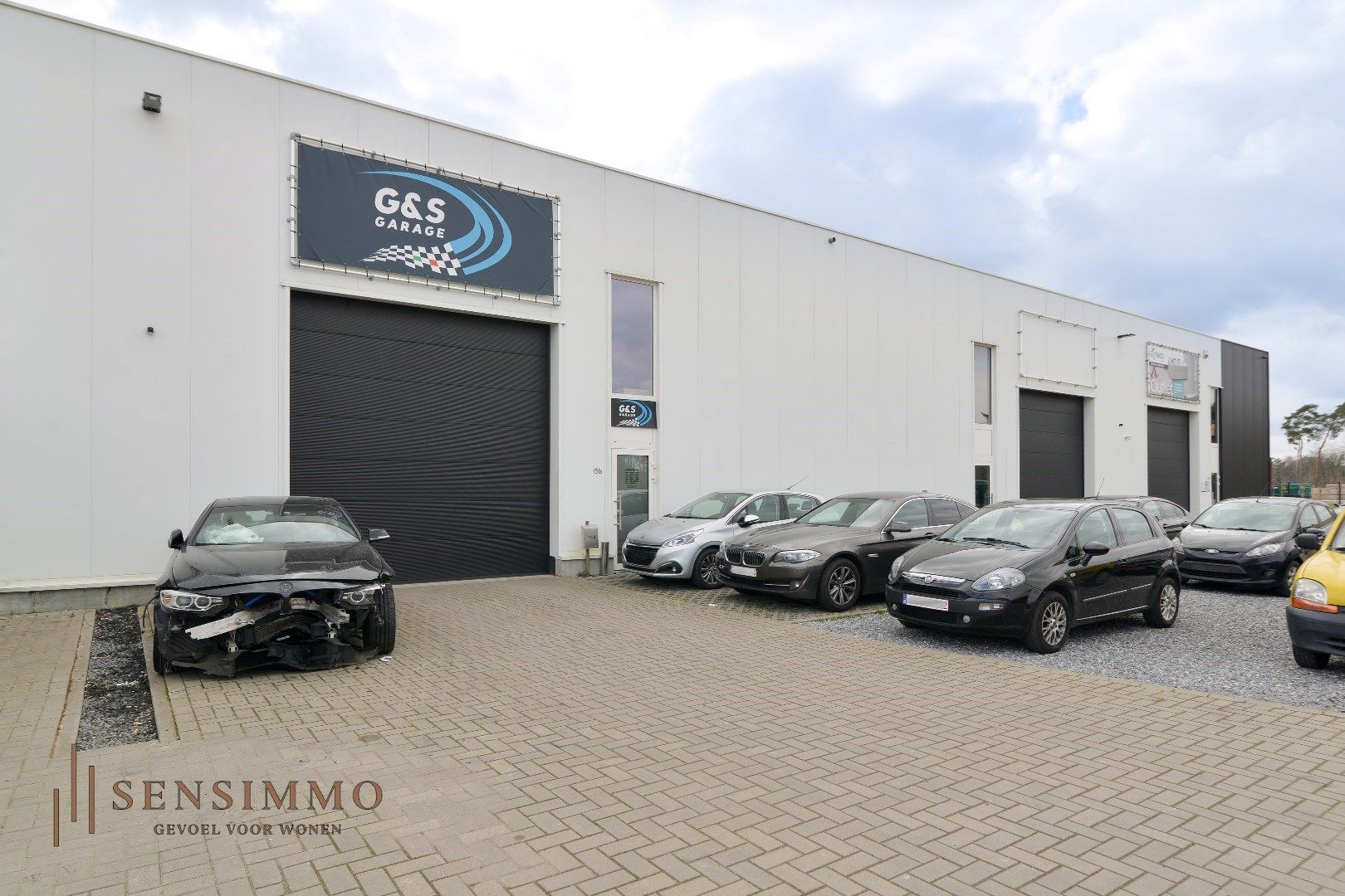 Overname Garage – Instapklaar & volledig uitgerust! foto 15