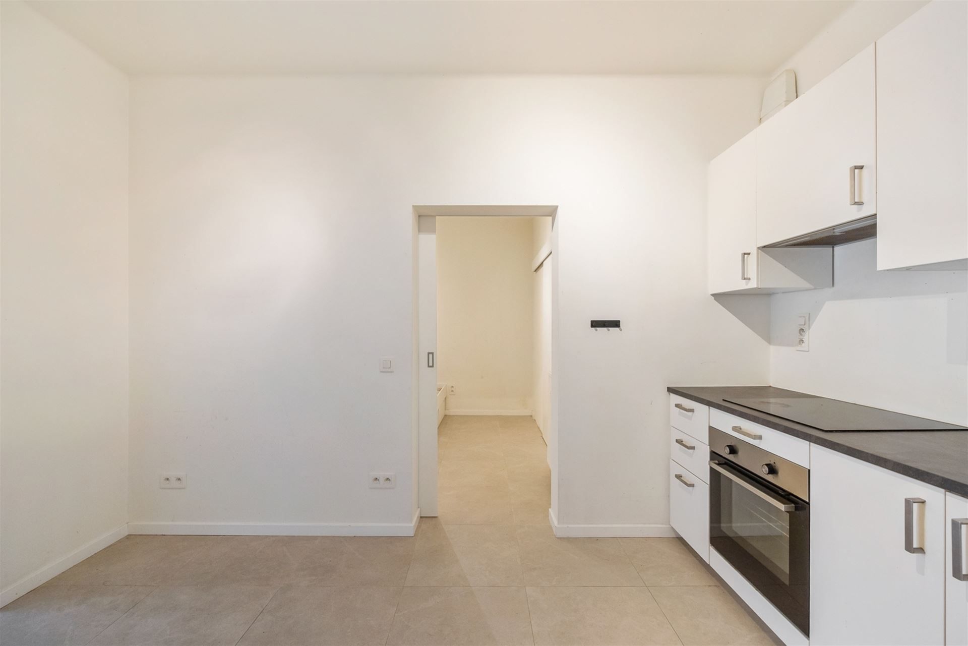 Karaktervol gelijkvloers appartement in de Tentoonstellingswijk  foto 4