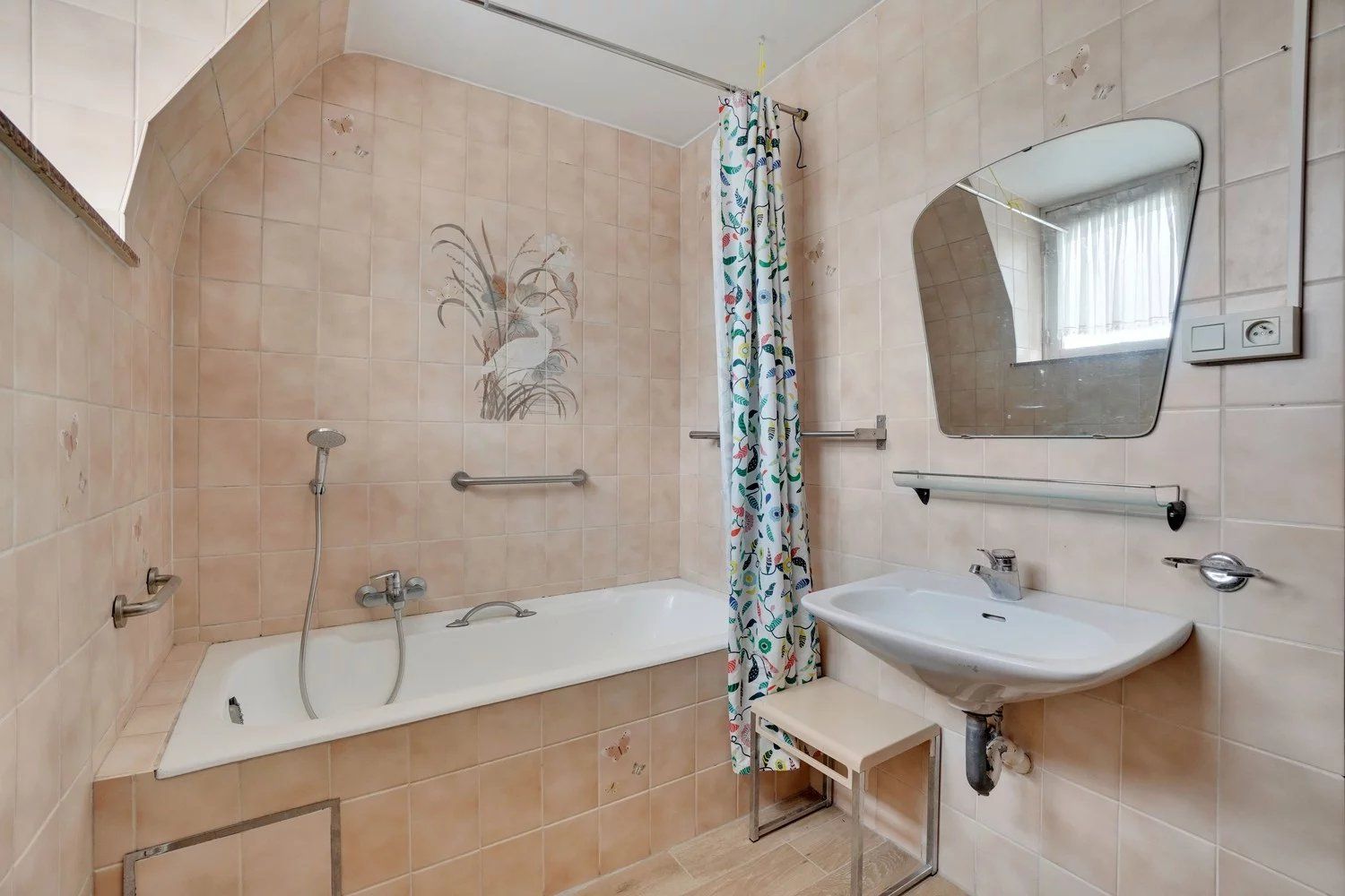 Halfopen bebouwing met 3 slaapkamers en handelspand foto 16