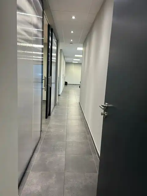 Luxueuze en energiezuinige  kantoren met privéterras – Nolimpark, Pelt foto 16