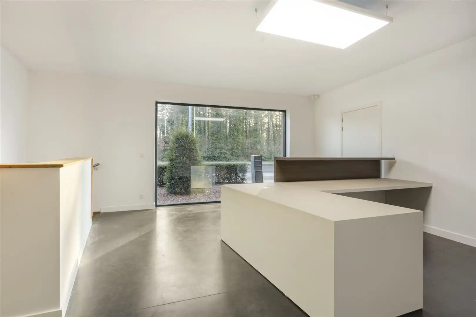 TE KOOP: Modern kantoor op gunstige locatie te Houthalen! foto 12