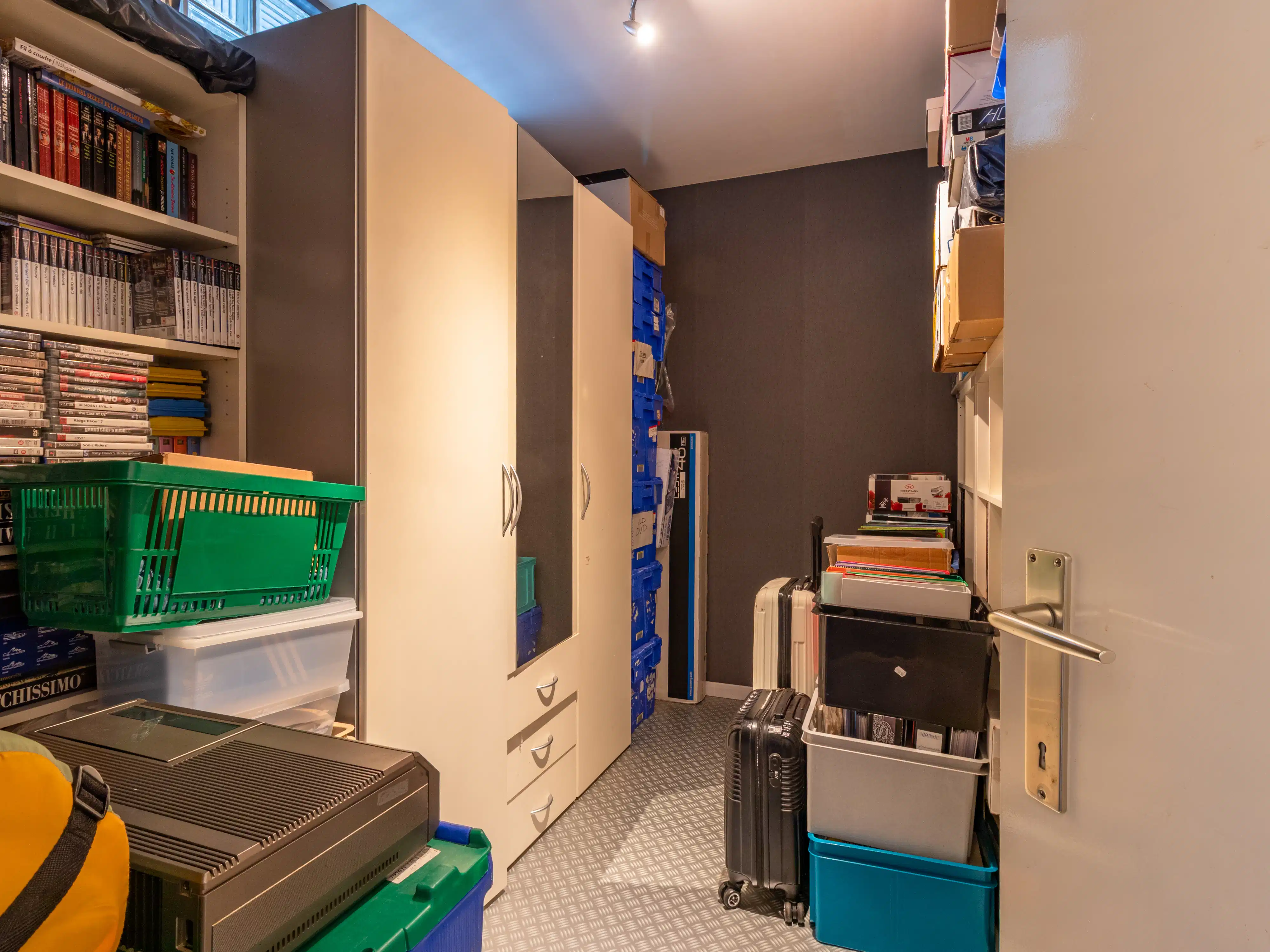 Praktisch appartement met garagebox en twee terrassen foto 11