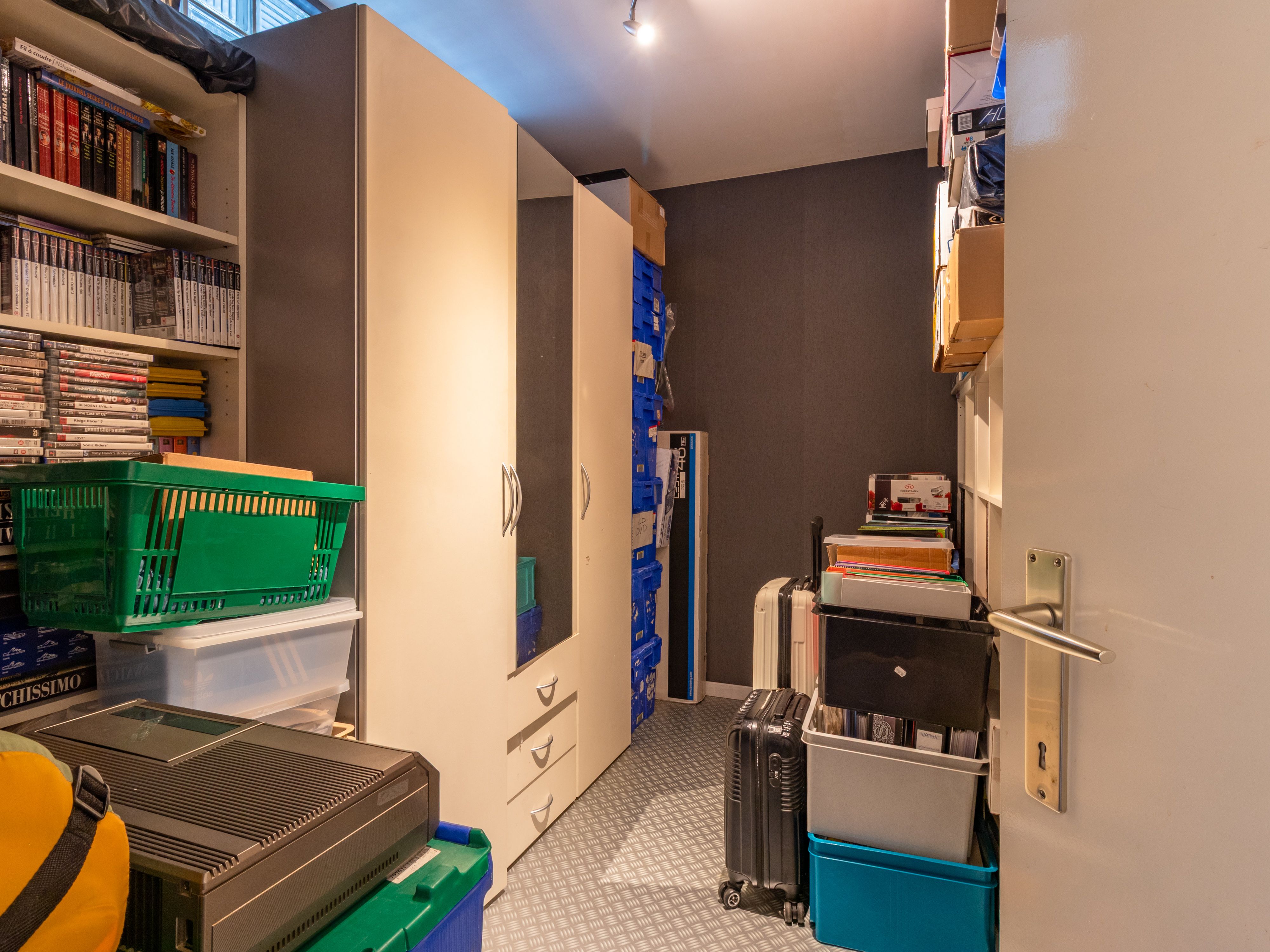 Praktisch appartement met garagebox en twee terrassen foto 11