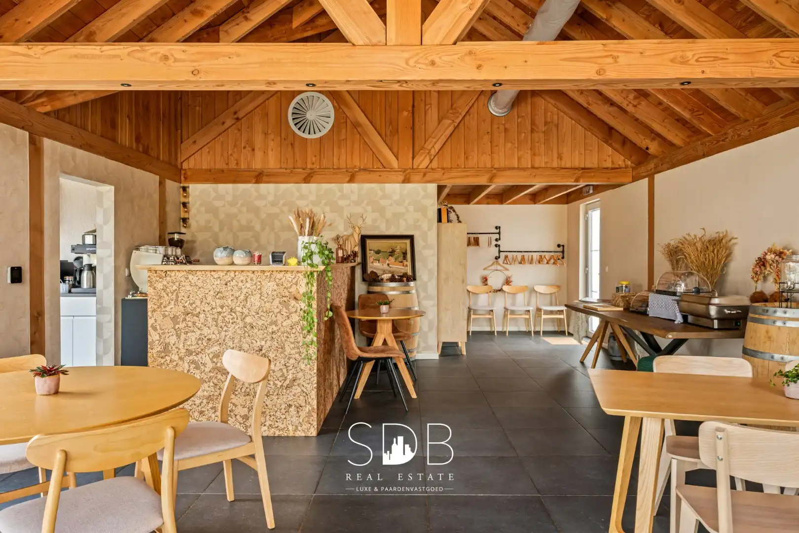 Wonen in Harmonie met de Natuur: Uw Exclusieve Landhuis op 1,5 Ha te Wachtebeke foto 14