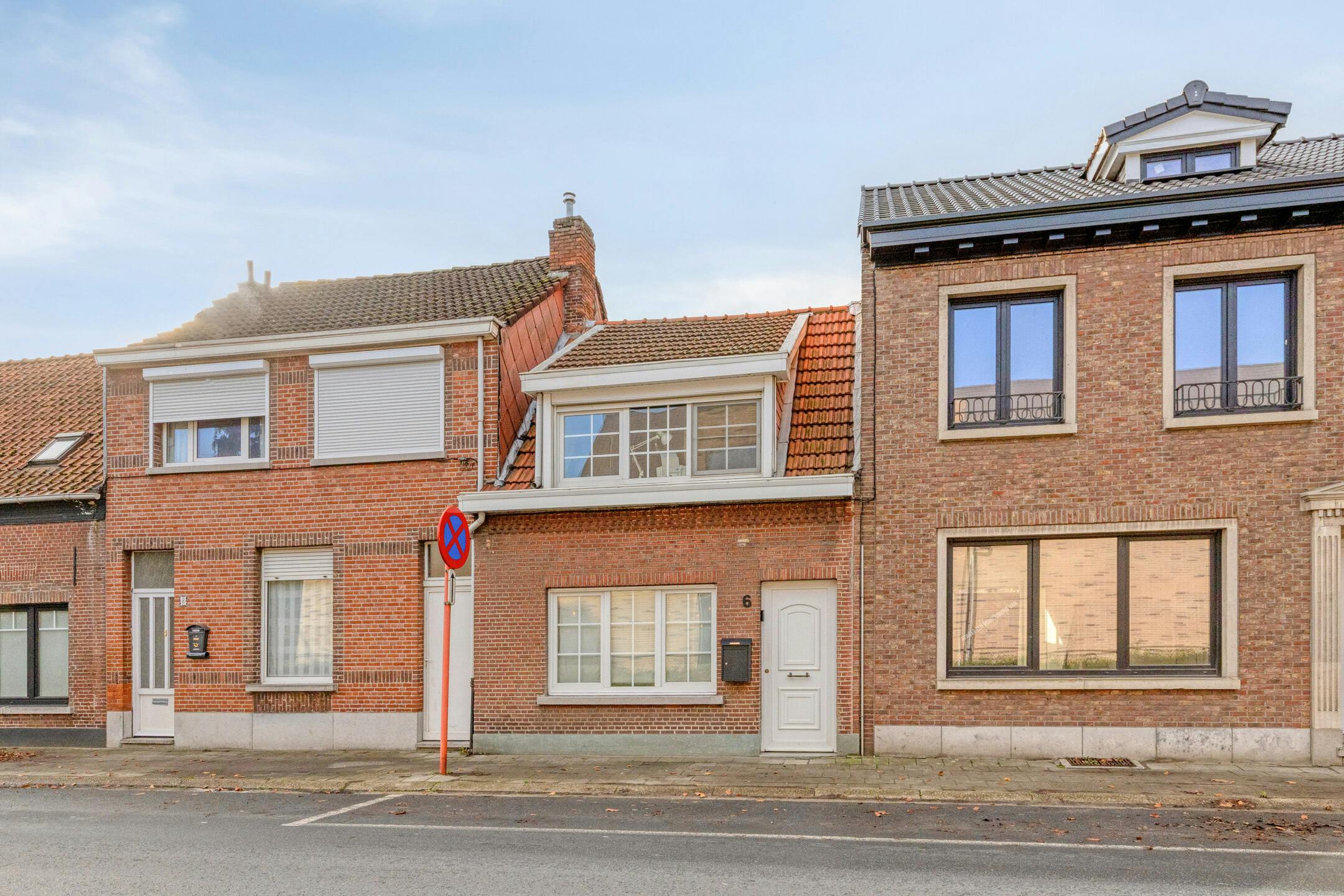 Huis met 2 slaapkamers te koop in centrum Stabroek! foto 17