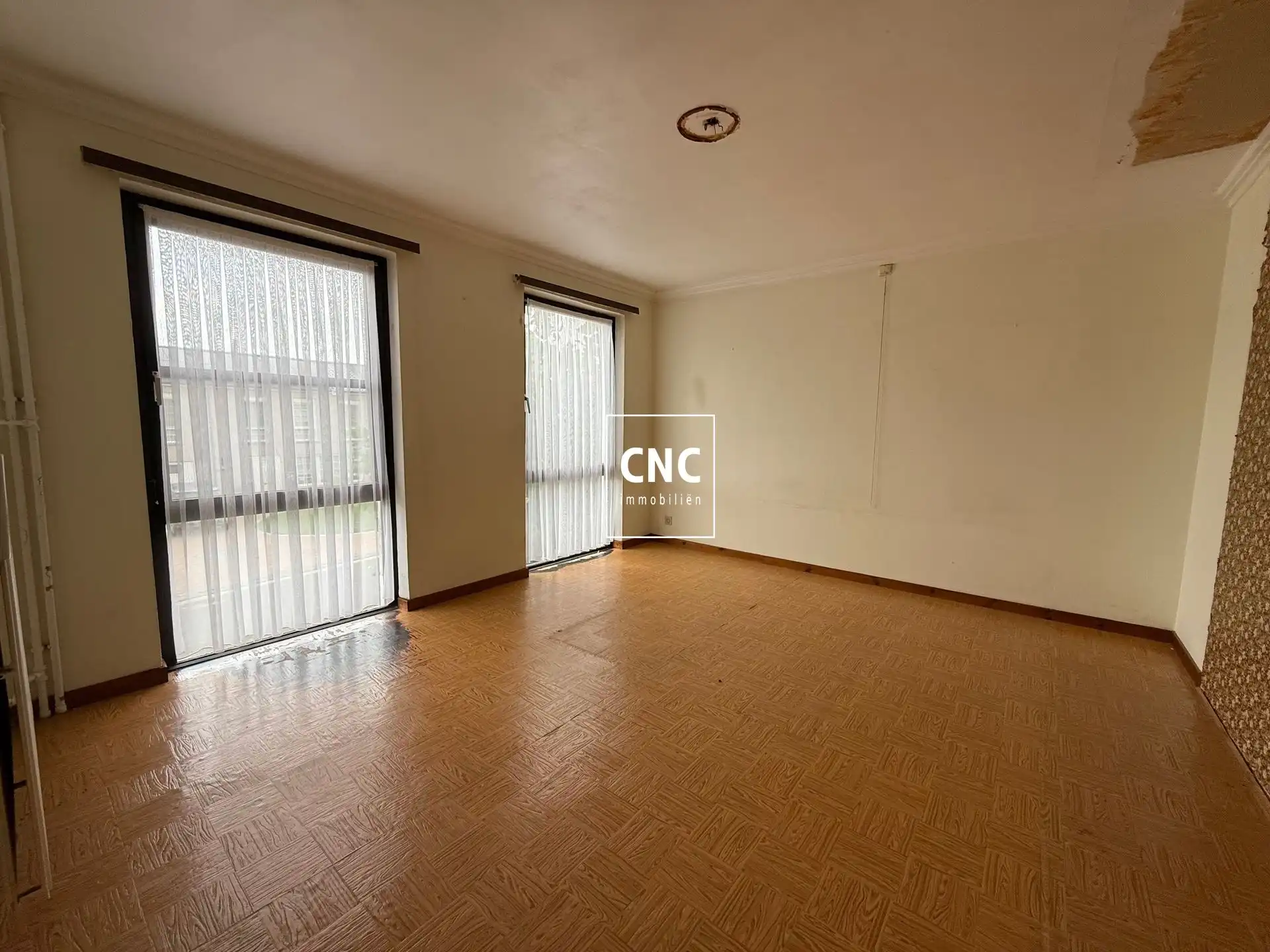 Ruime rijwoning met 5 slaapkamers en zuidgerichte tuin foto 10