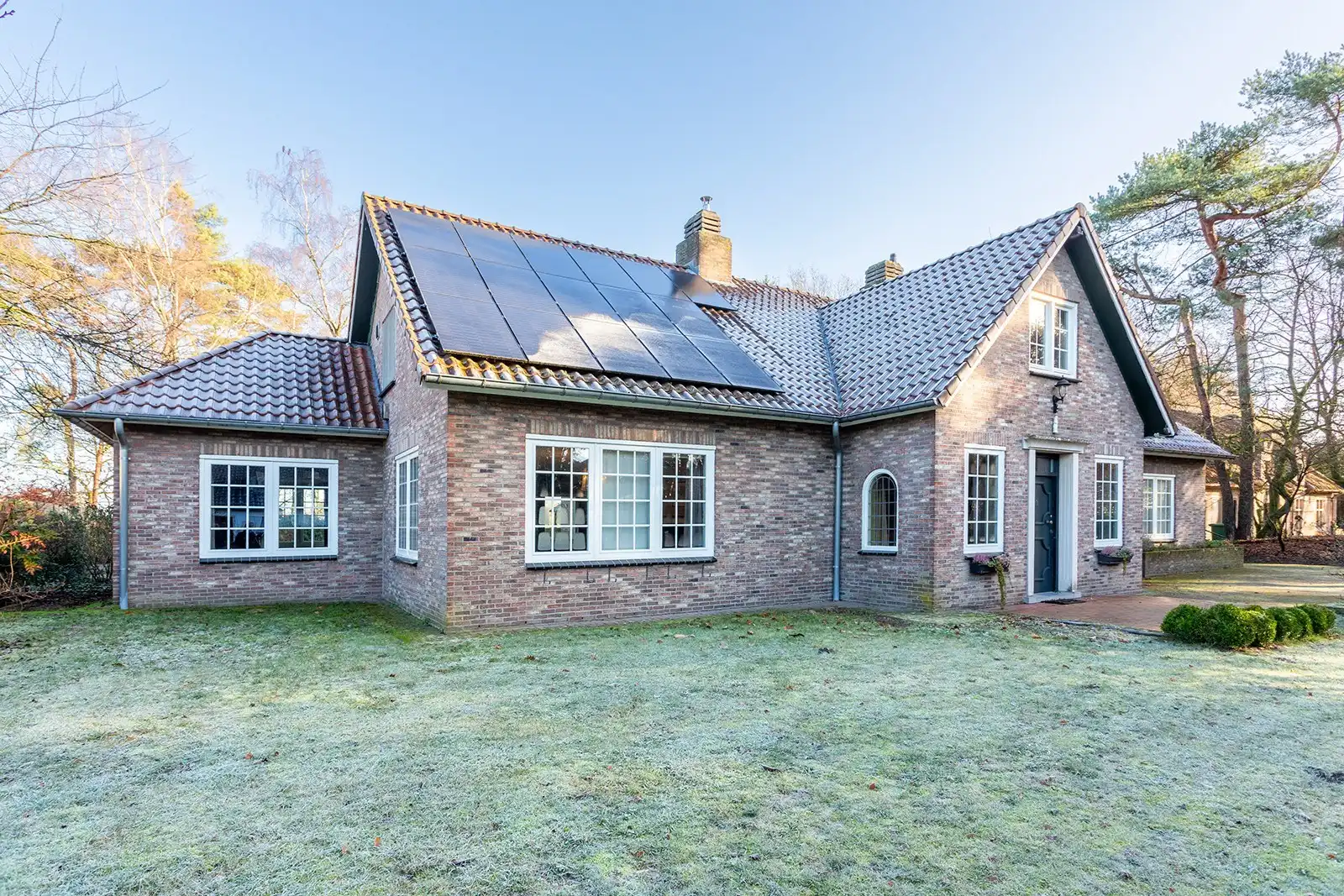 Villa met vergezicht en zwembad in Brasschaat foto 31