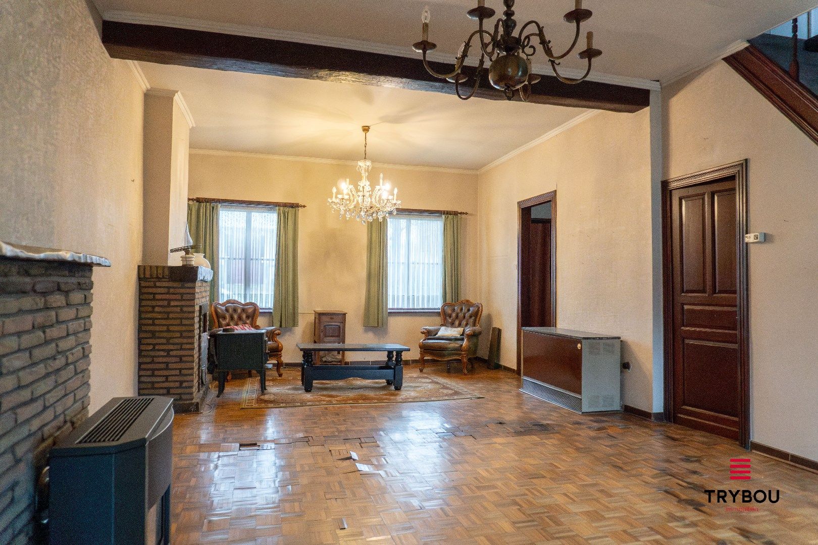 Te renoveren woning in centrum van Houthulst op perceel van 1042m² foto 4