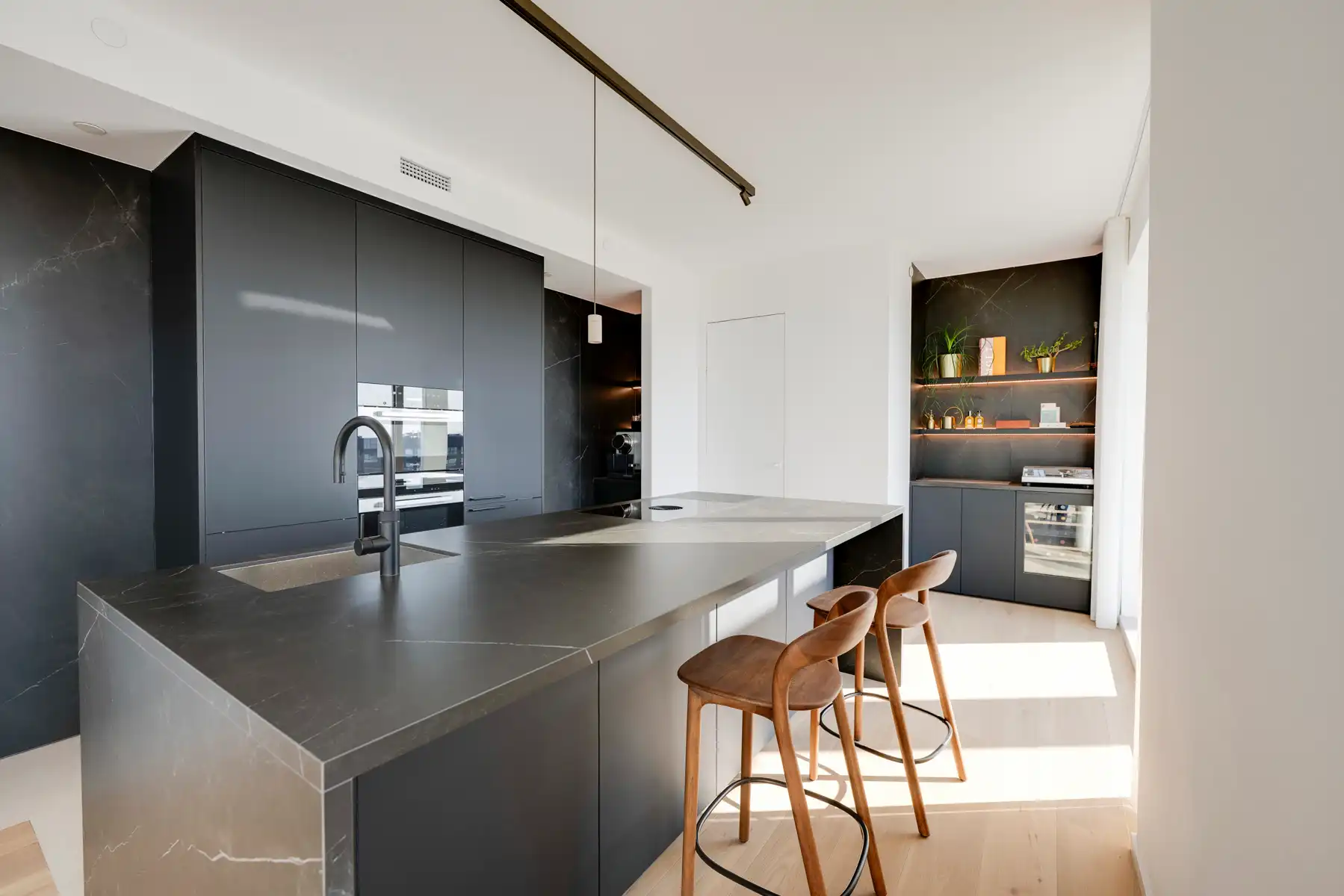 Penthouse met grote terrassen en pano zicht op ’t Eilandje foto 14