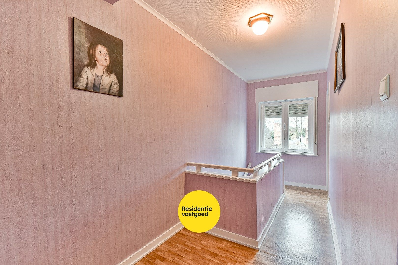 Te renoveren gezinswoning met drie slaapkamers en zongerichte tuin foto 14