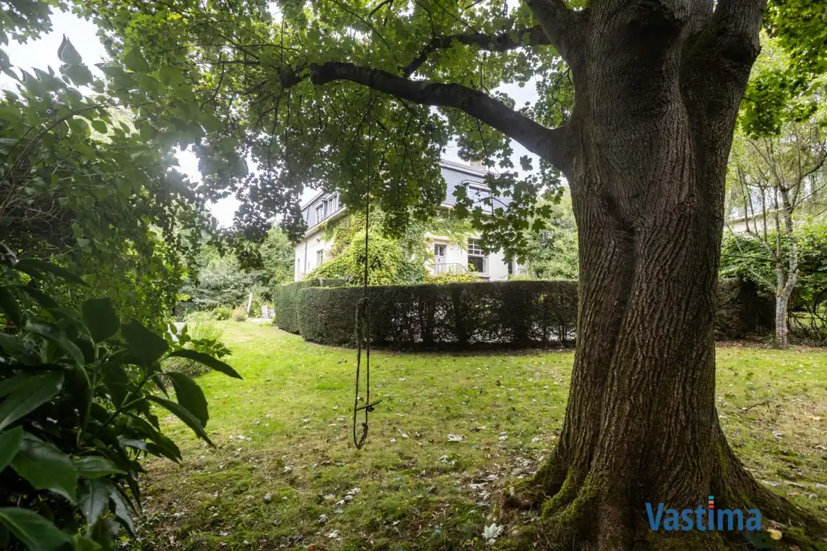 Karaktervolle villa met authentieke charme in een groene setting foto 43