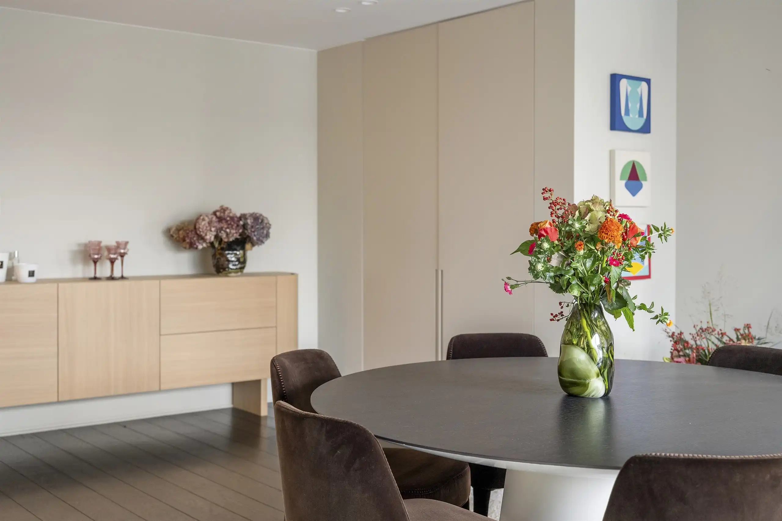Machtig, prachtig luxe appartement met frontaal Leiezicht! foto 9