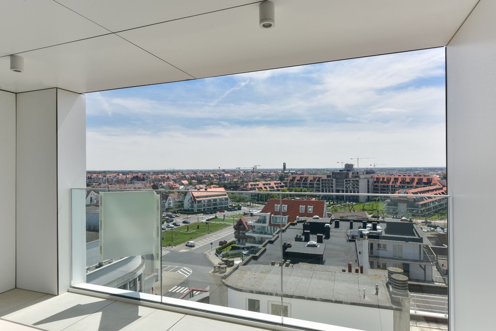 Uitzonderlijke hoekduplex (427m²) met frontaal zeezicht en meer dan 30 meter gevelbreedte  foto 7