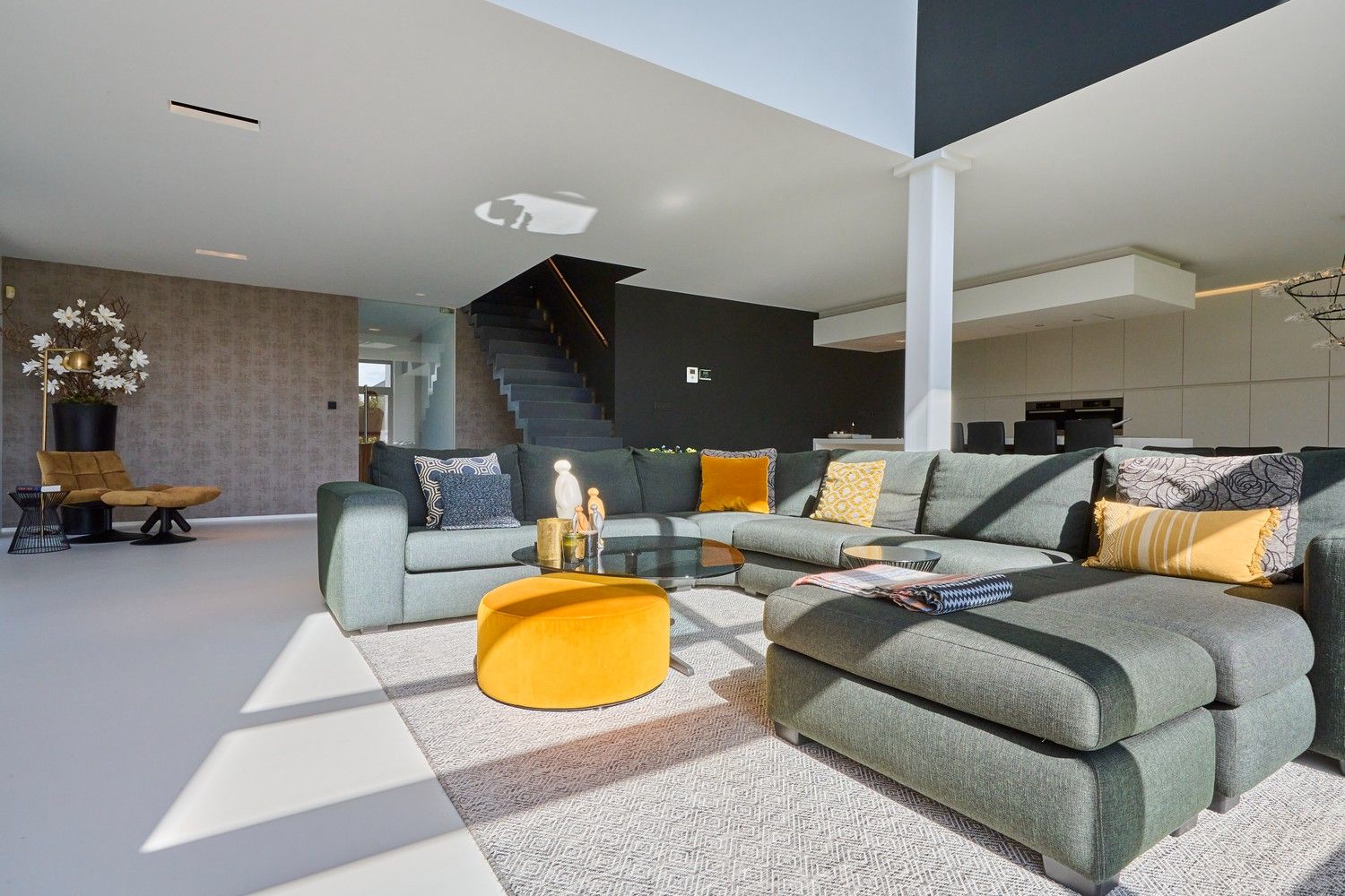 Wonen in pure architectuur - designvilla met super-de-luxe afwerking op fraai gelegen perceel foto 13