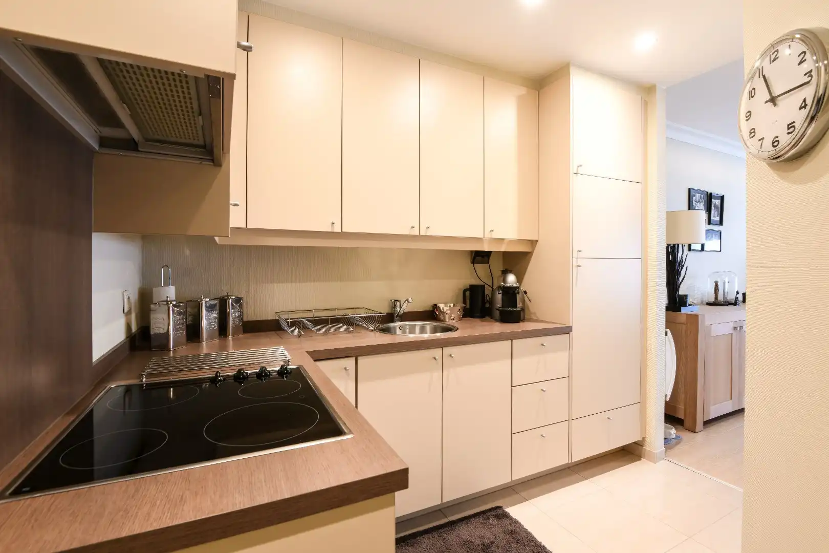 Instapklare studio gelegen in een rustige zijstraat van de Dumortierlaan. foto 5