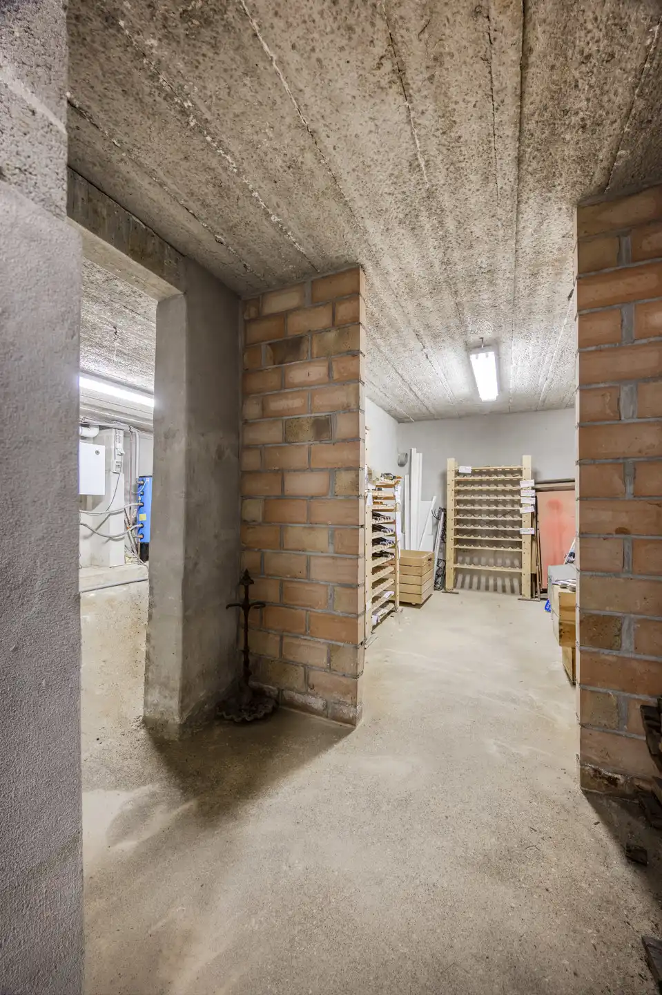Statige luxevilla op royaal perceel van 3.877 m² met zwembad foto 38
