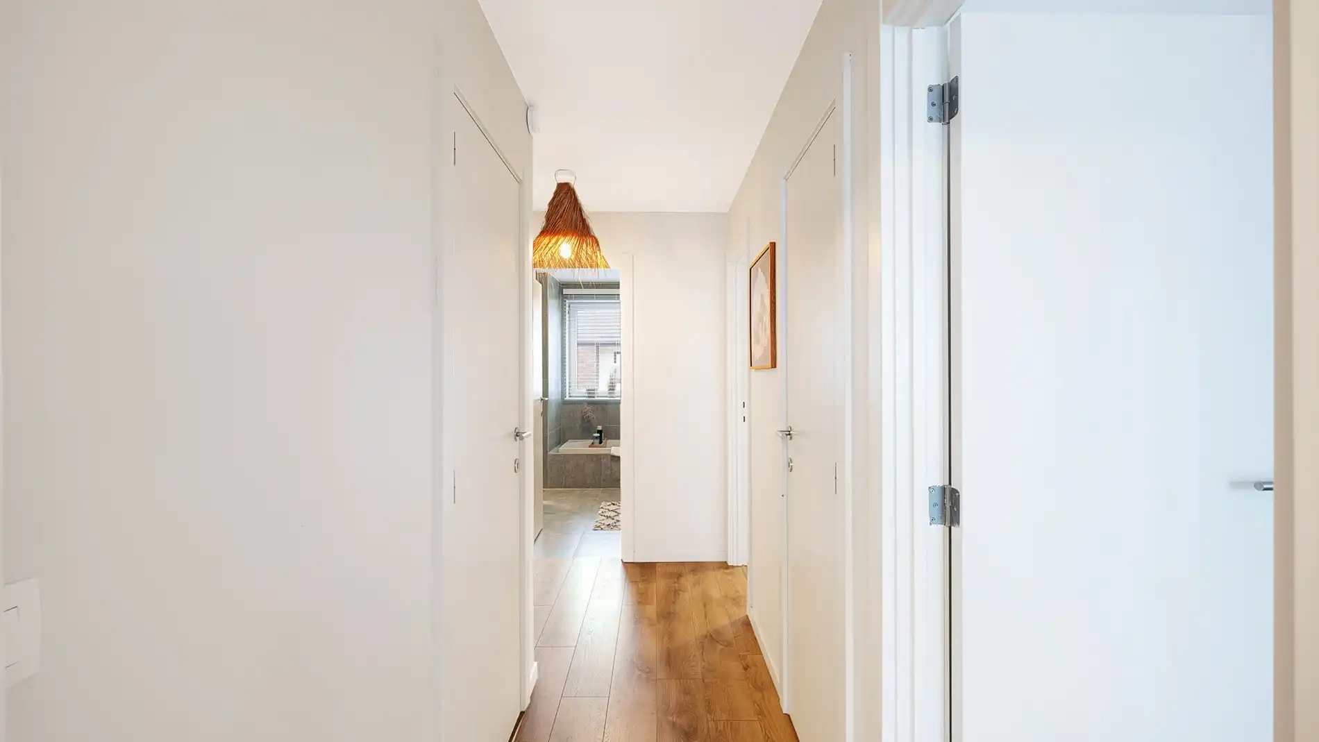 Quasi nieuwbouwwoning in een deelgemeente van Brugge foto 20