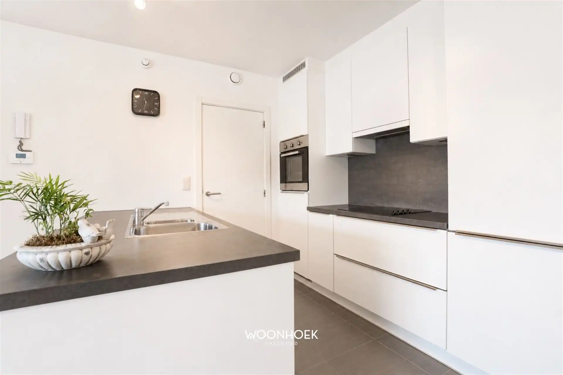 Lichtrijk, energiezuinig appartement met gezellig terras  foto 9