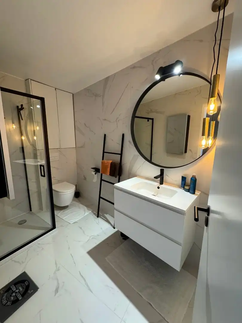 Luxe duplex appartement met terras en frontaal zeezicht foto 17