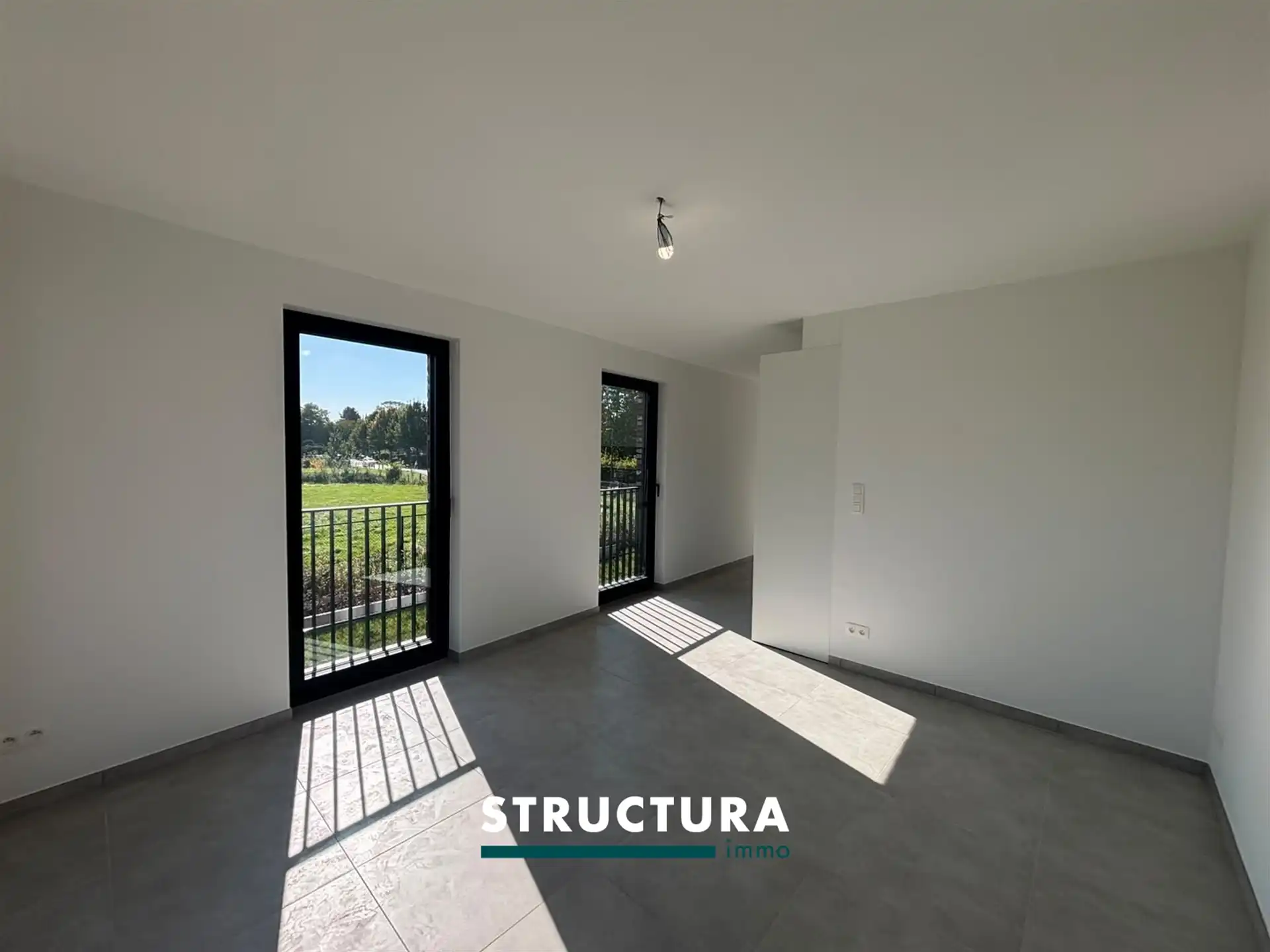 Luxe, nieuwbouw appartement vlakbij het centrum! foto 15