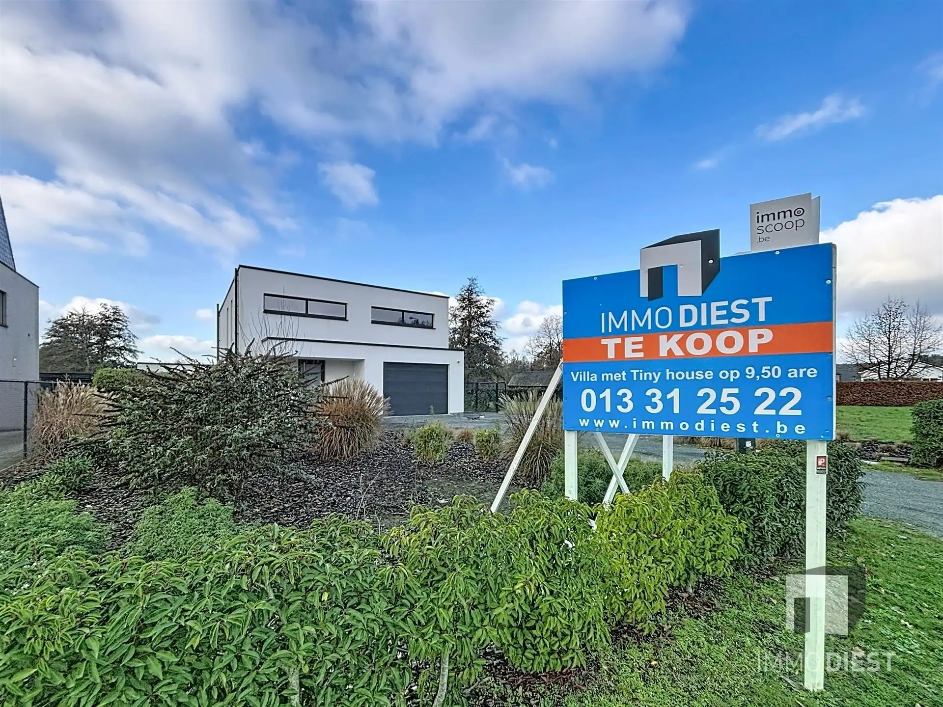 Villa met tiny house op 13are foto 2