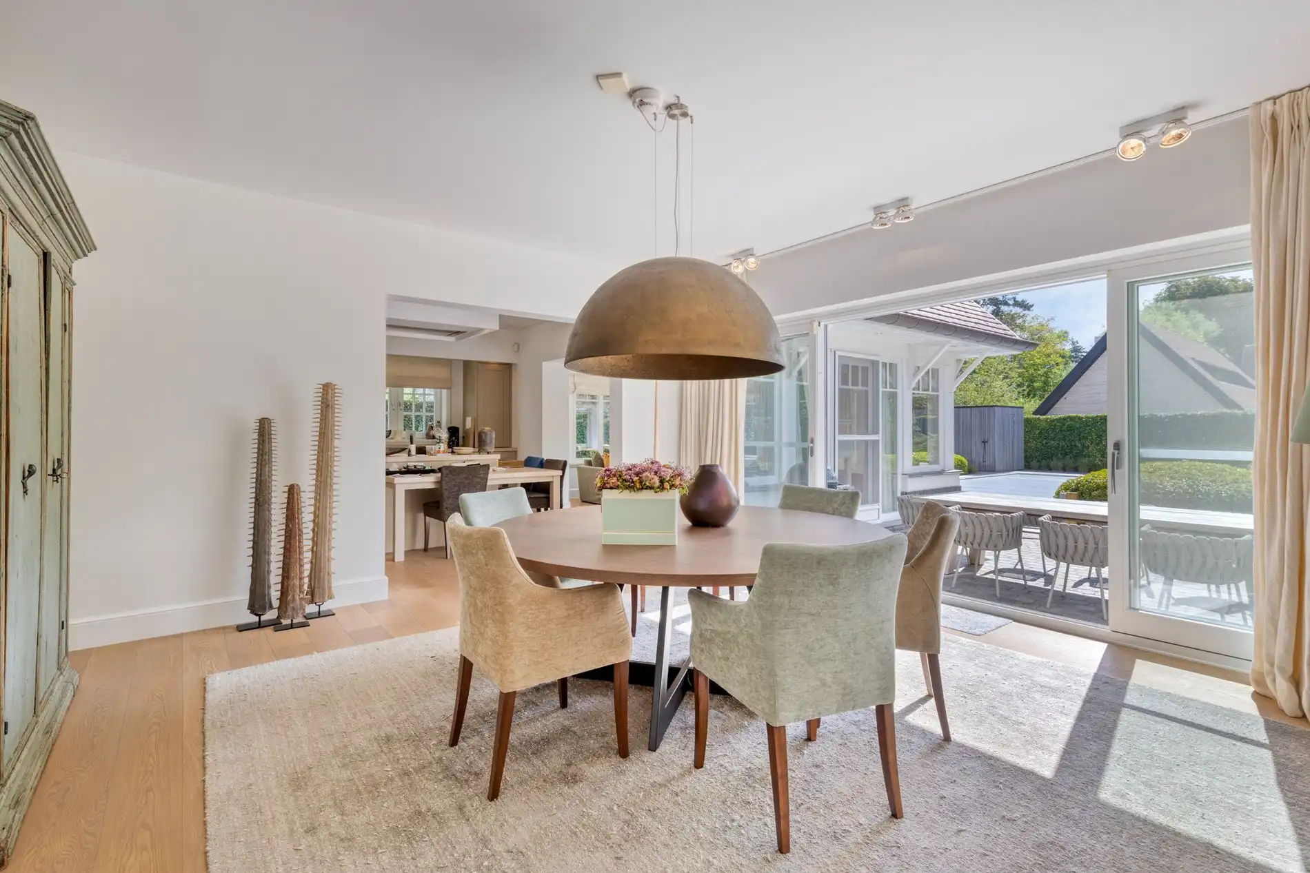 Luxueuze en stijlvolle villa in Engelse Cottage stijl met verwarmd zwembad gelegen in het Zoute. foto 5