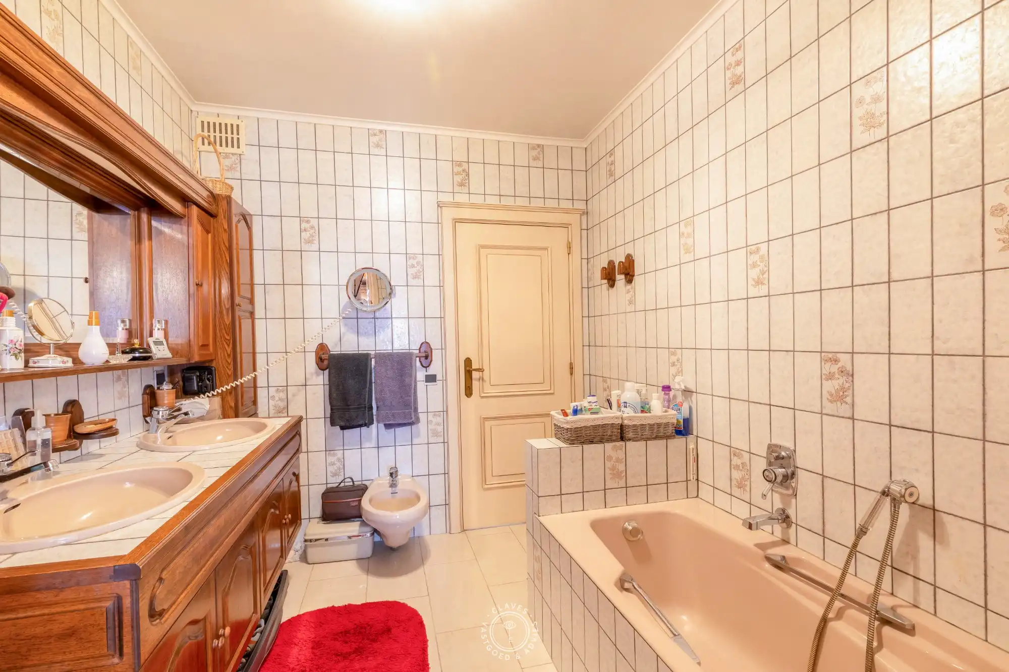 Statig en veelzijdig herenhuis met praktijkruimte in het centrum van Sint-Niklaas foto 18