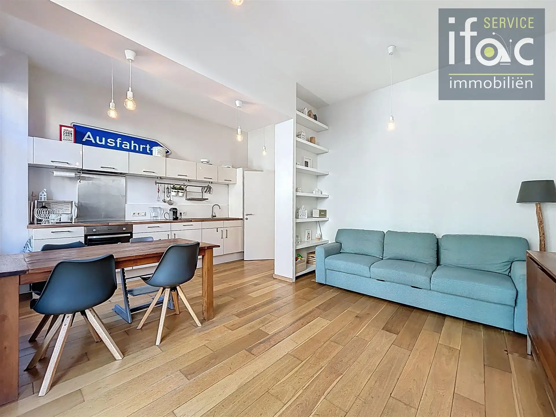 Uitstekend gelegen 1 slaapkamer appartement nabij NATO foto 2