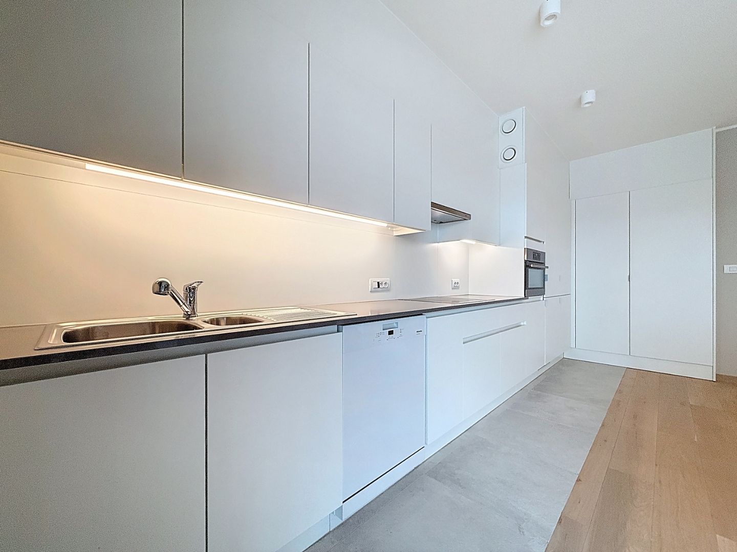 Assistentiewoning met één slaapkamer in het oude Clarissenklooster te Nieuwpoort foto 6