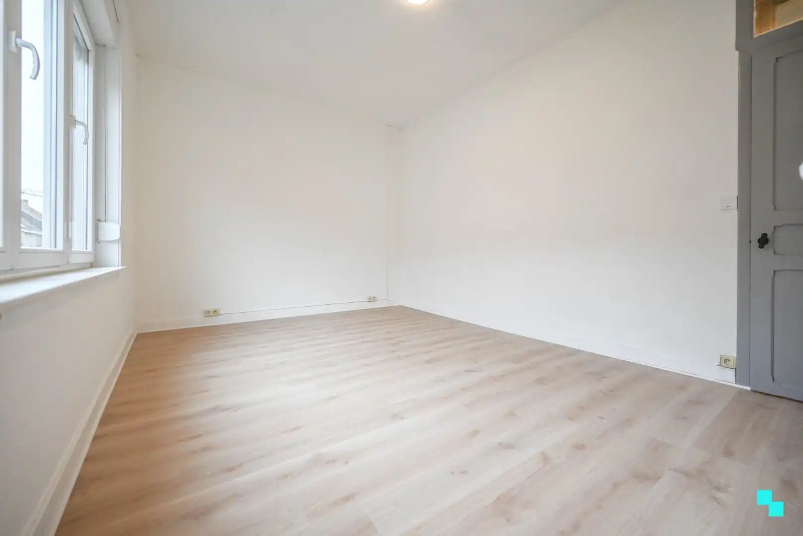 Woning met twee slaapkamers nabij het centrum van Kortrijk foto 15