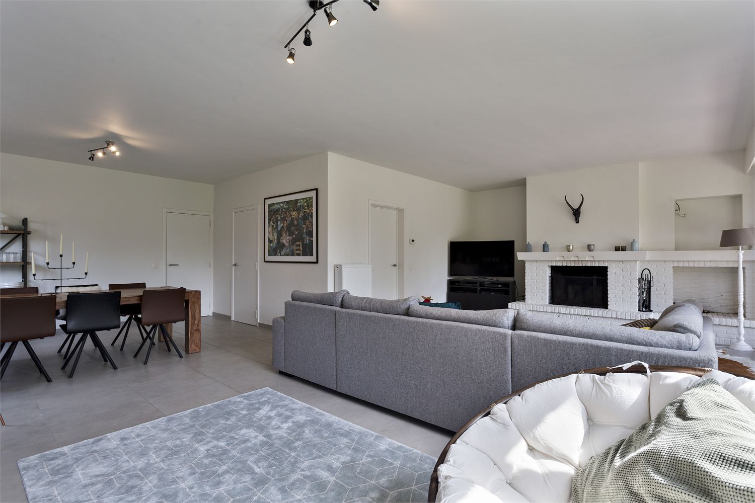 Lichtrijke villa met riante tuin foto 5