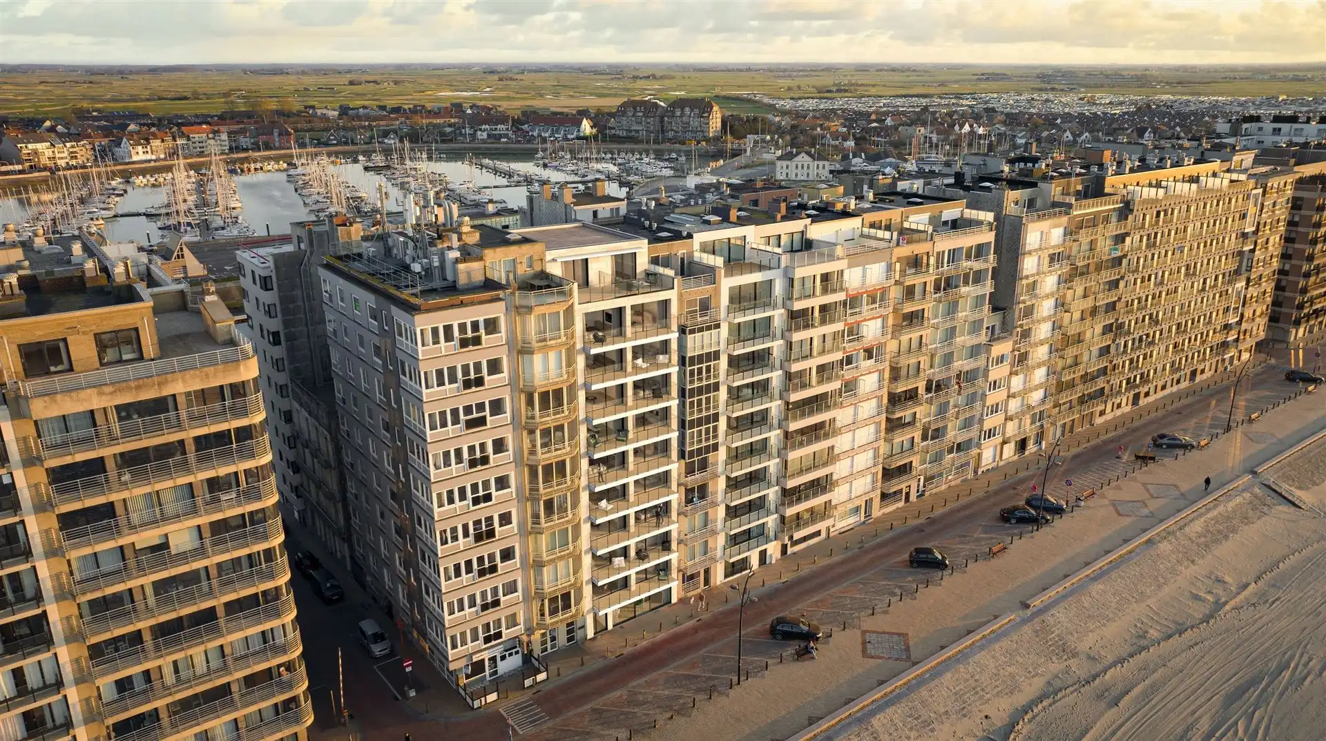 ZEEDIJK / NIEUWBOUW foto 3