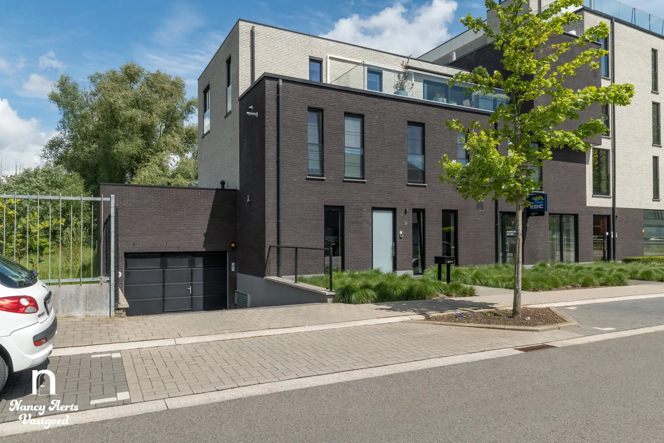 Ondergrondse autostaanplaats nabij centrum Hasselt foto 7
