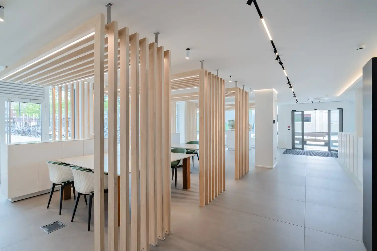 220m² kantoor/showroom foto 10