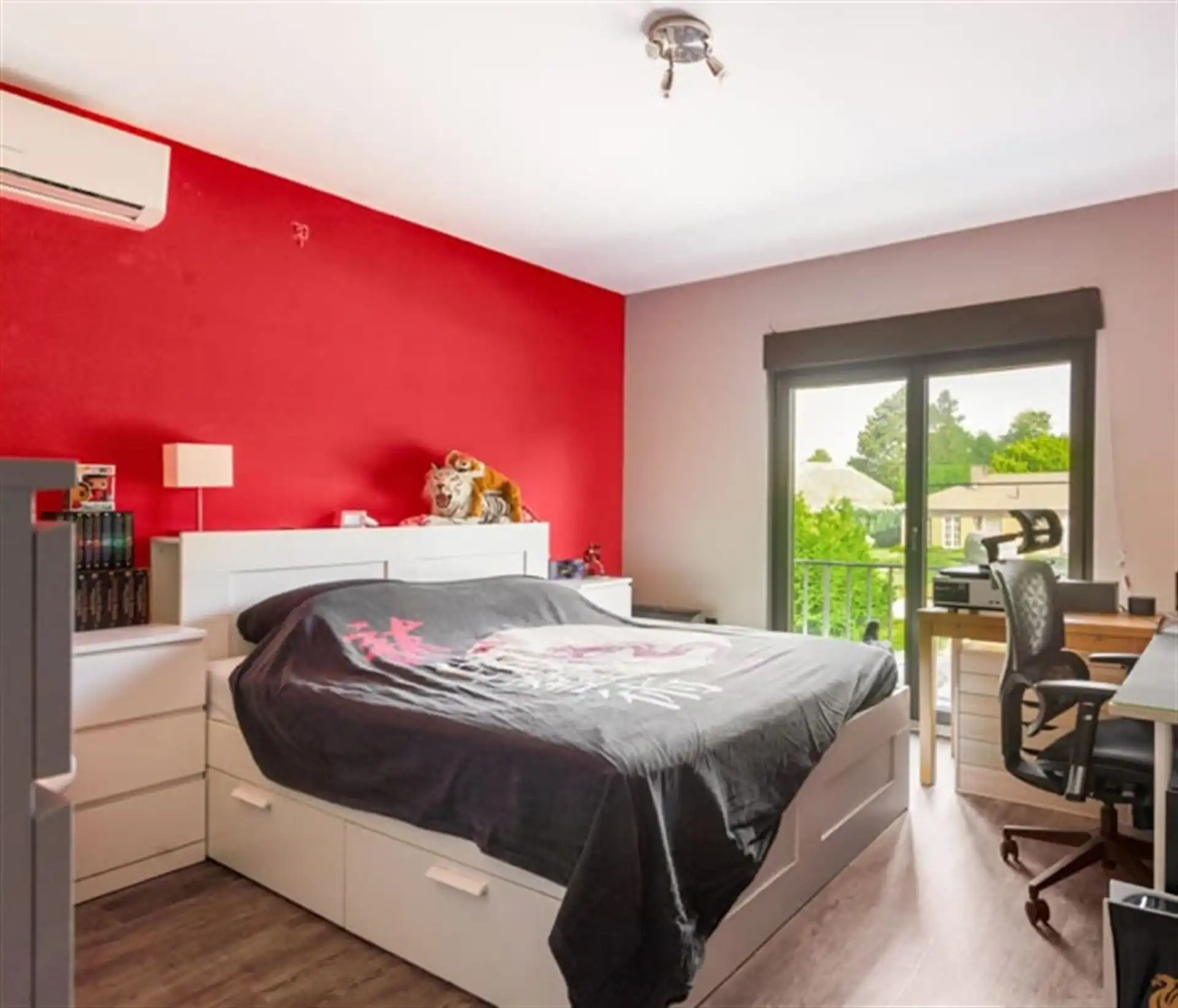 Centraal gelegen OB met ruime garage en tuin! foto 14