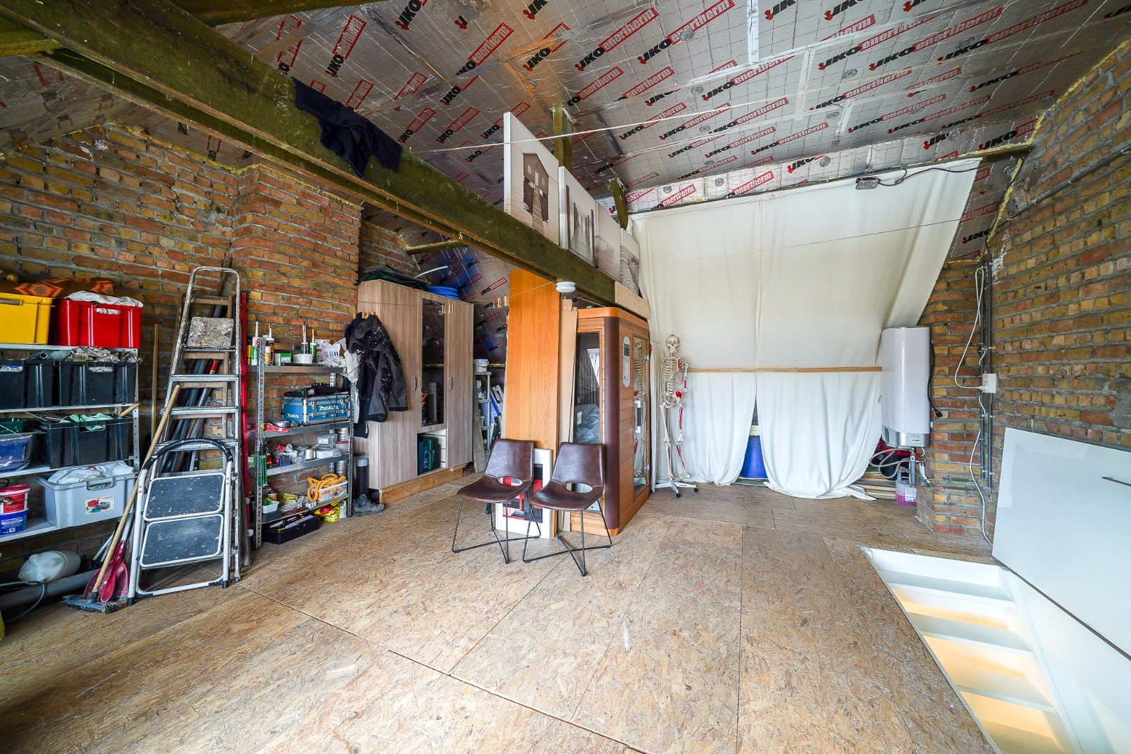Instapklare gezinswoning met gezellige stadstuin in Oostende foto 20