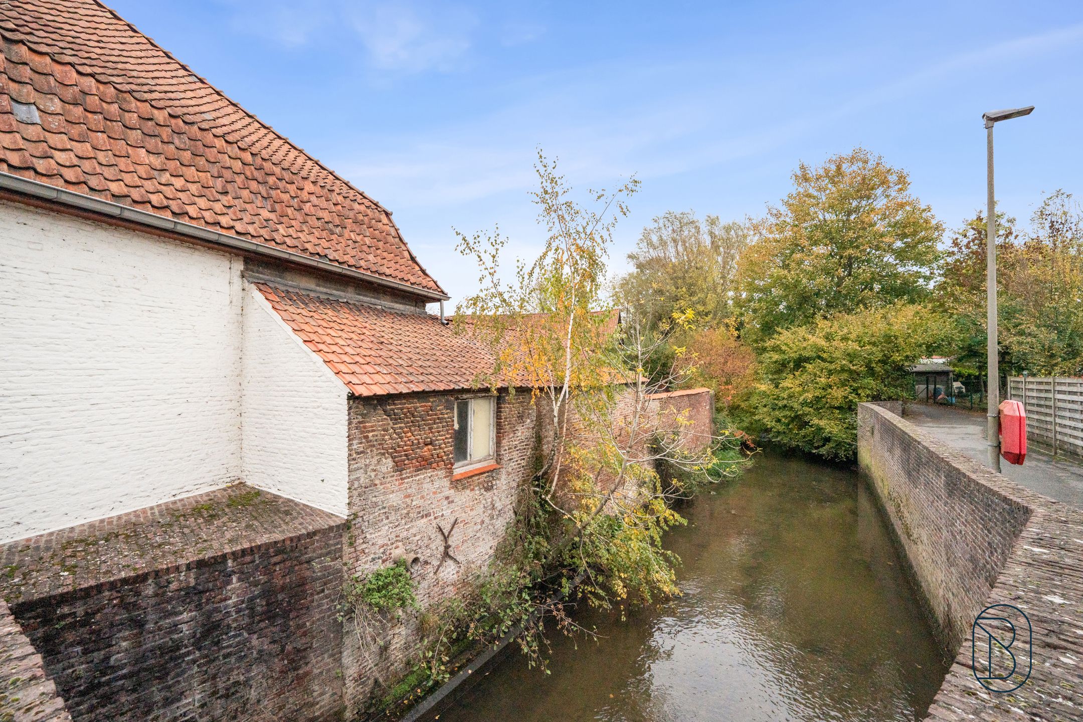 Topgelegen HOB met parking, veel potentieel!  foto 6