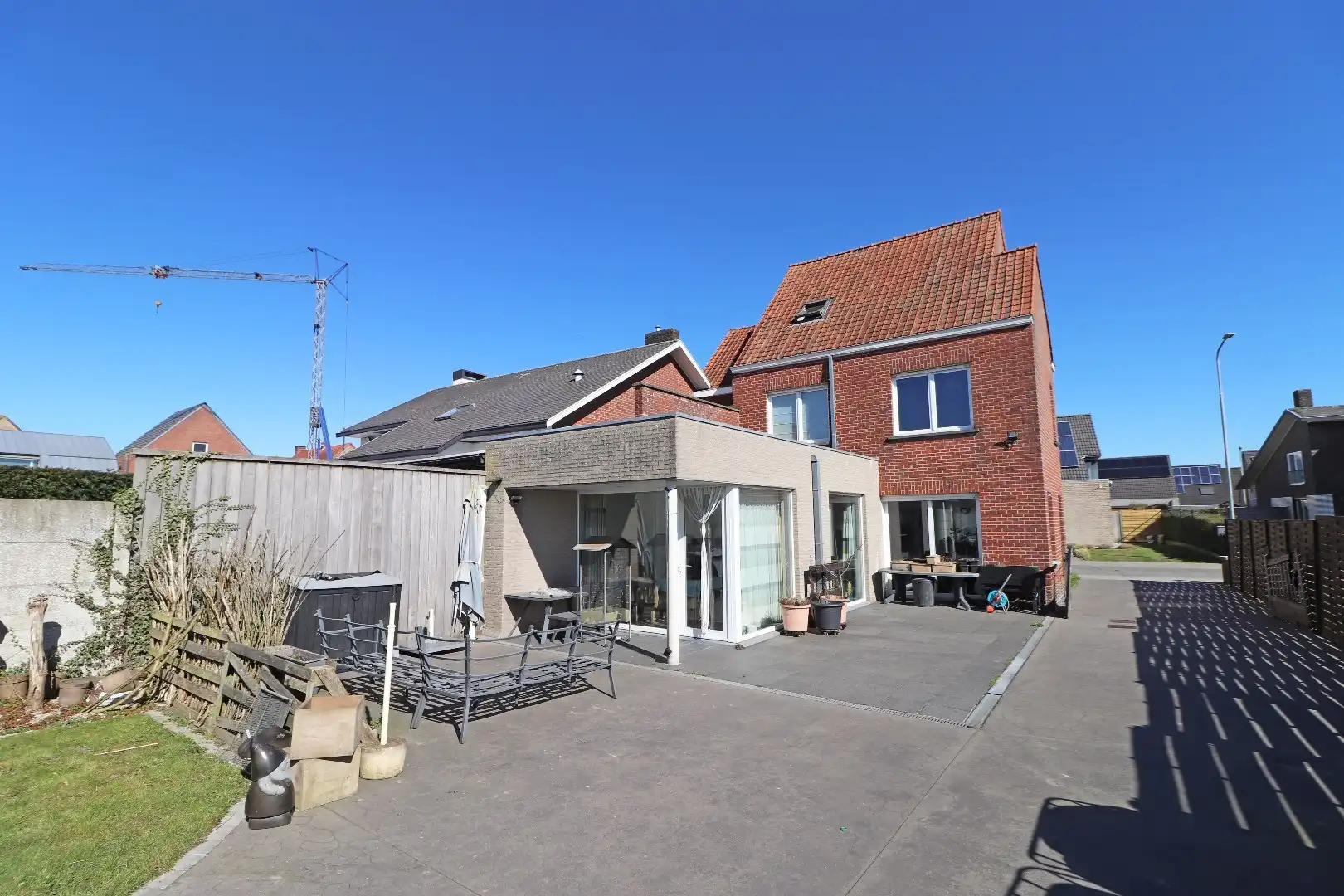 Ruime gezinswoning foto 12