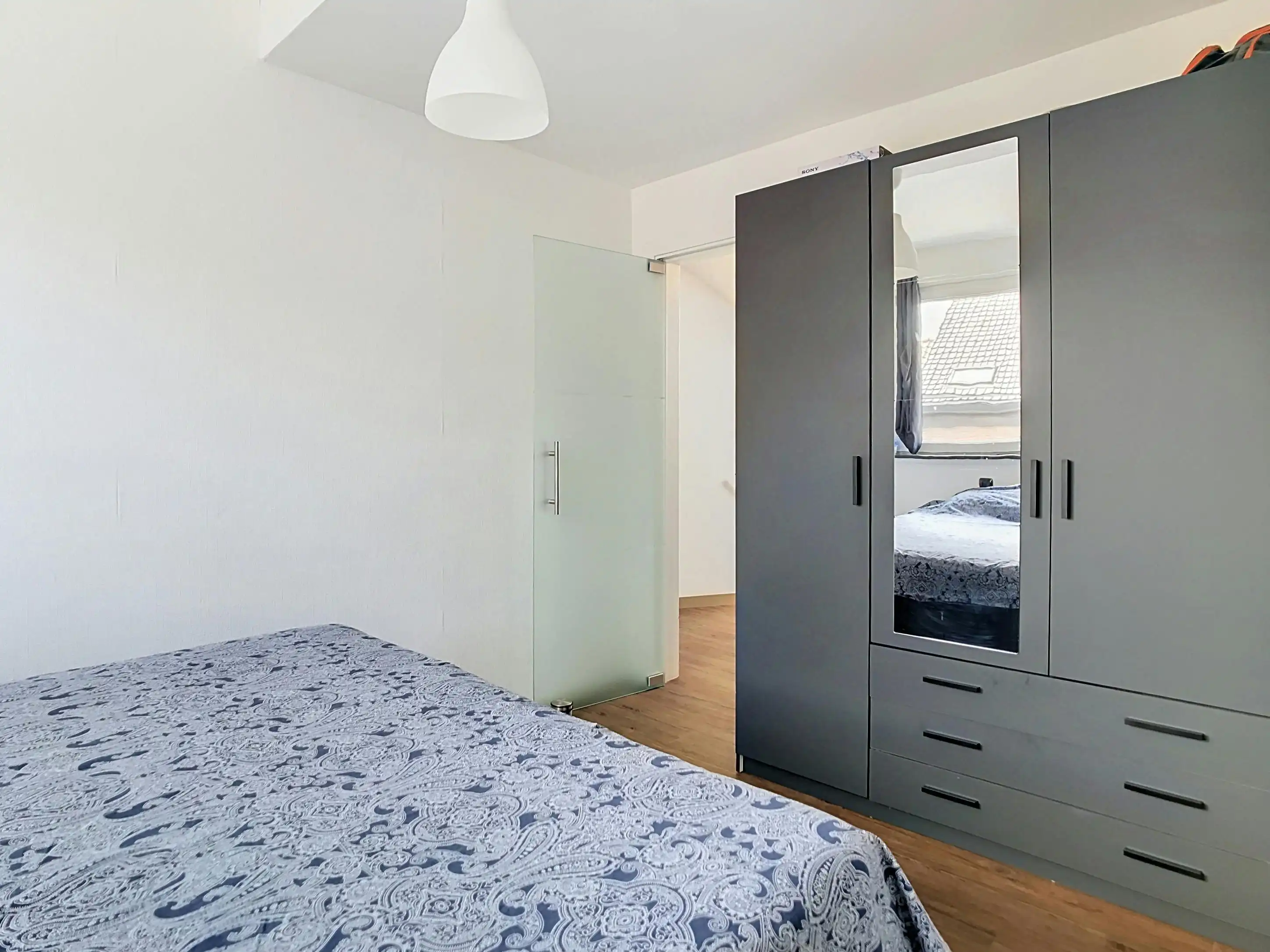 Duplex met terras en autostaanplaats te koop in Burcht foto 14