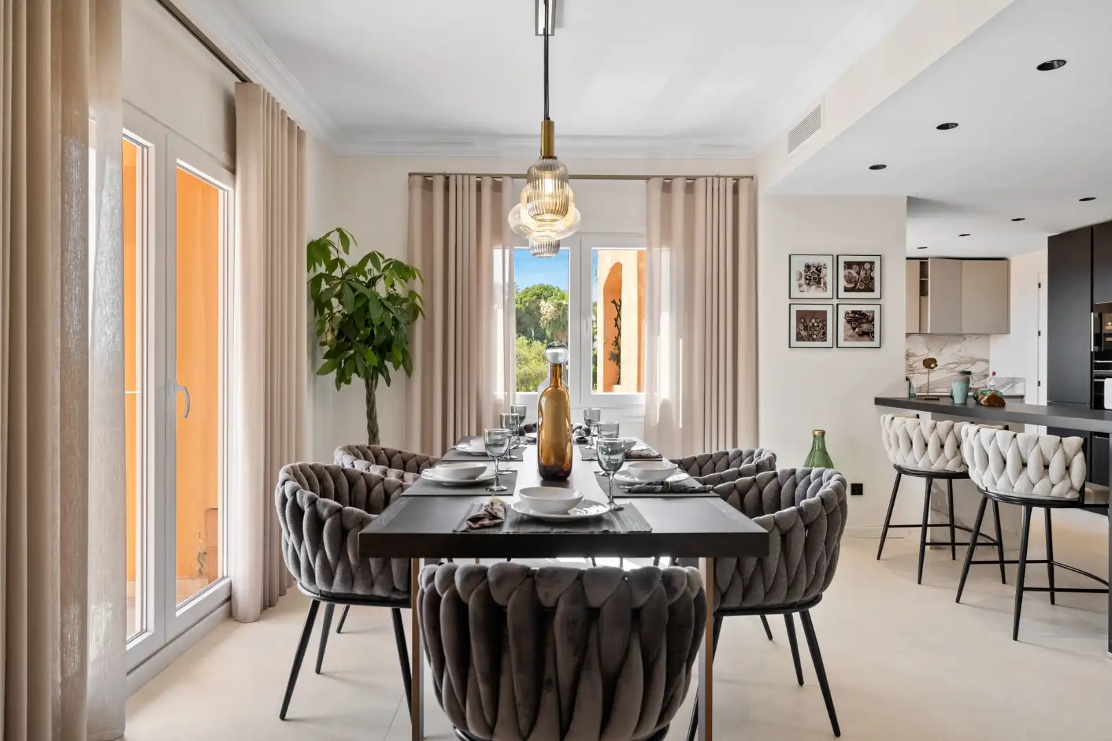 VOLLEDIG GERENOVEERDE DUPLEX PENTHOUSE IN NUEVA ANDALUCIA: TOPLOCATIE foto 4