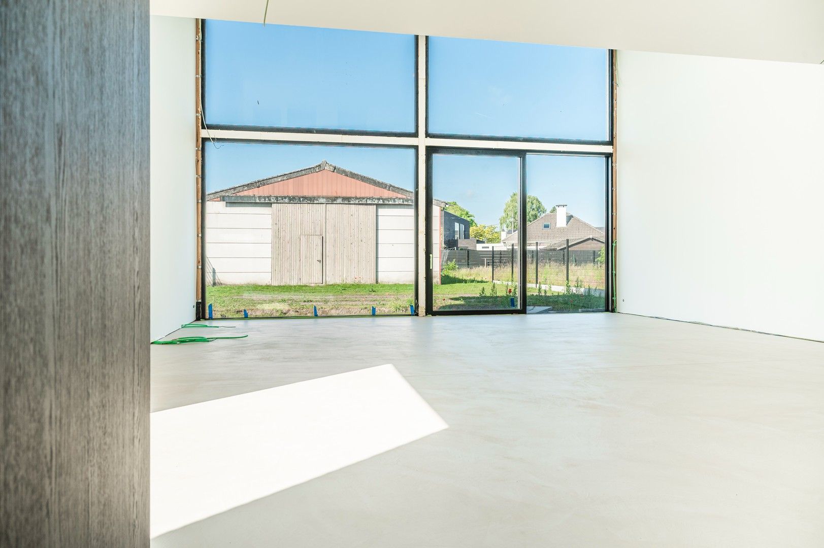 Moderne open bebouwing in oprichting met magazijn te Branst (Bornem) foto 4