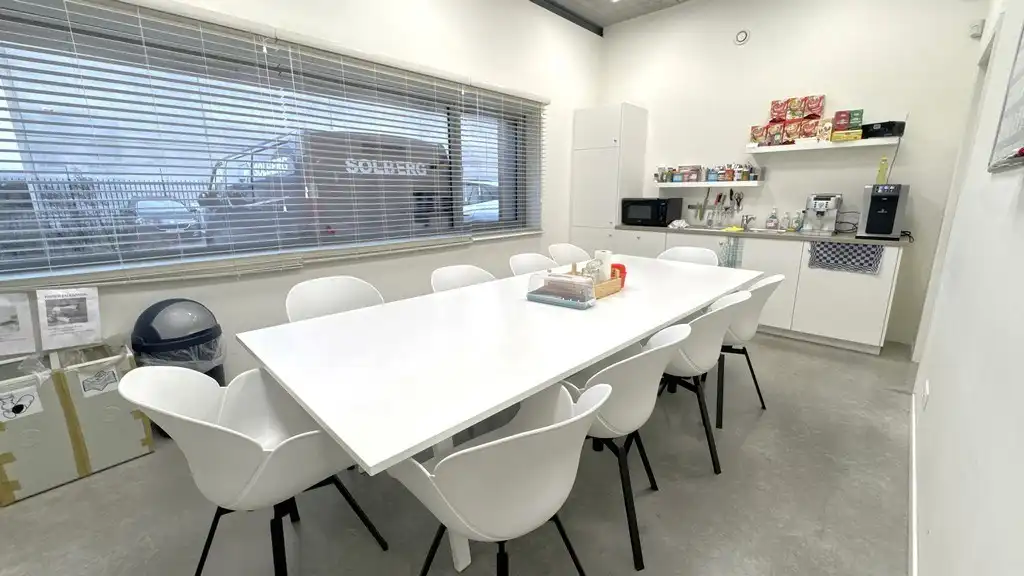 Logistiek bedrijfspand te koop aan A12 in Willebroek foto 15