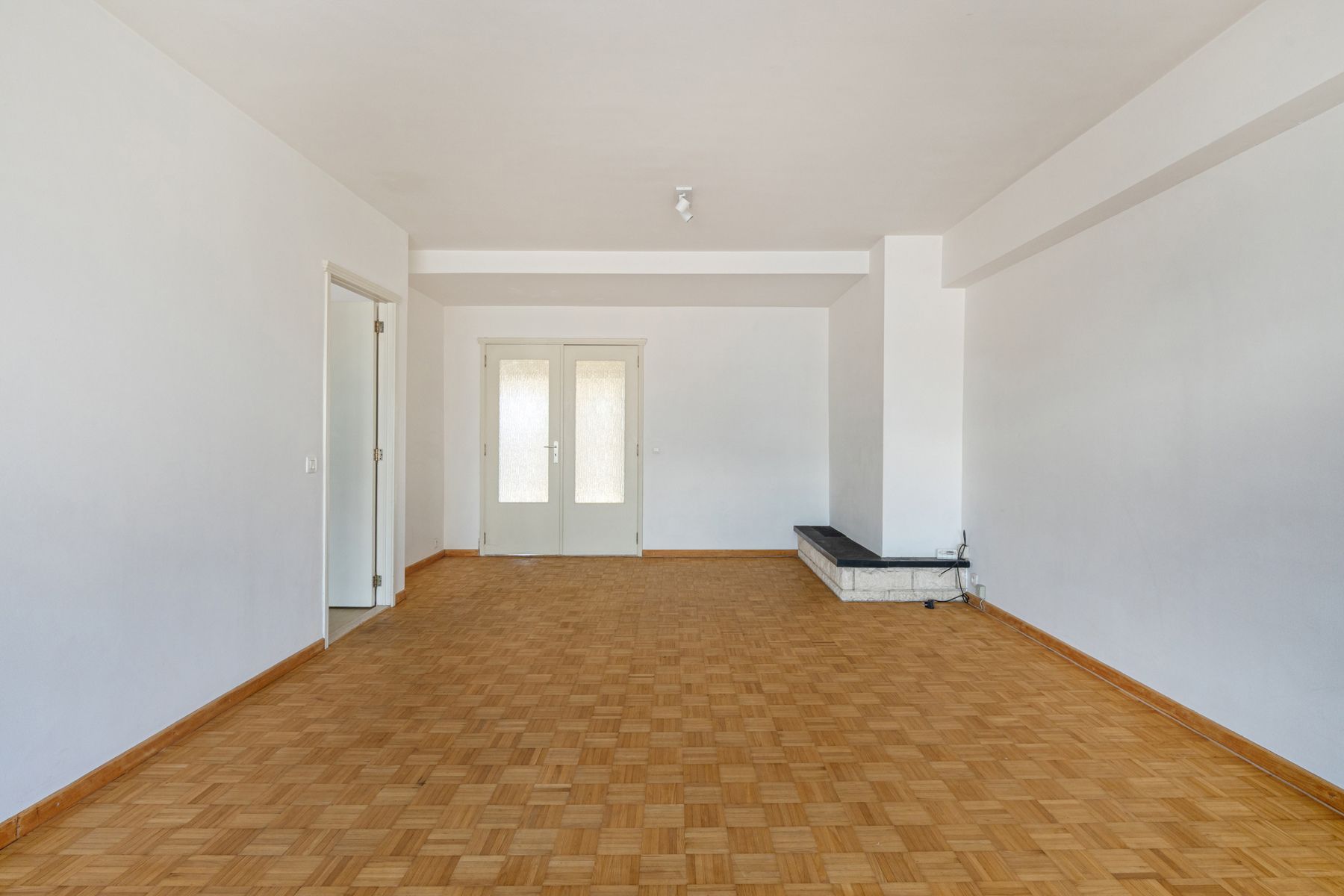 RUSTIG GELEGEN APPARTEMENT + GARAGE TE KOOP IN REGIO ZELLIK foto 7