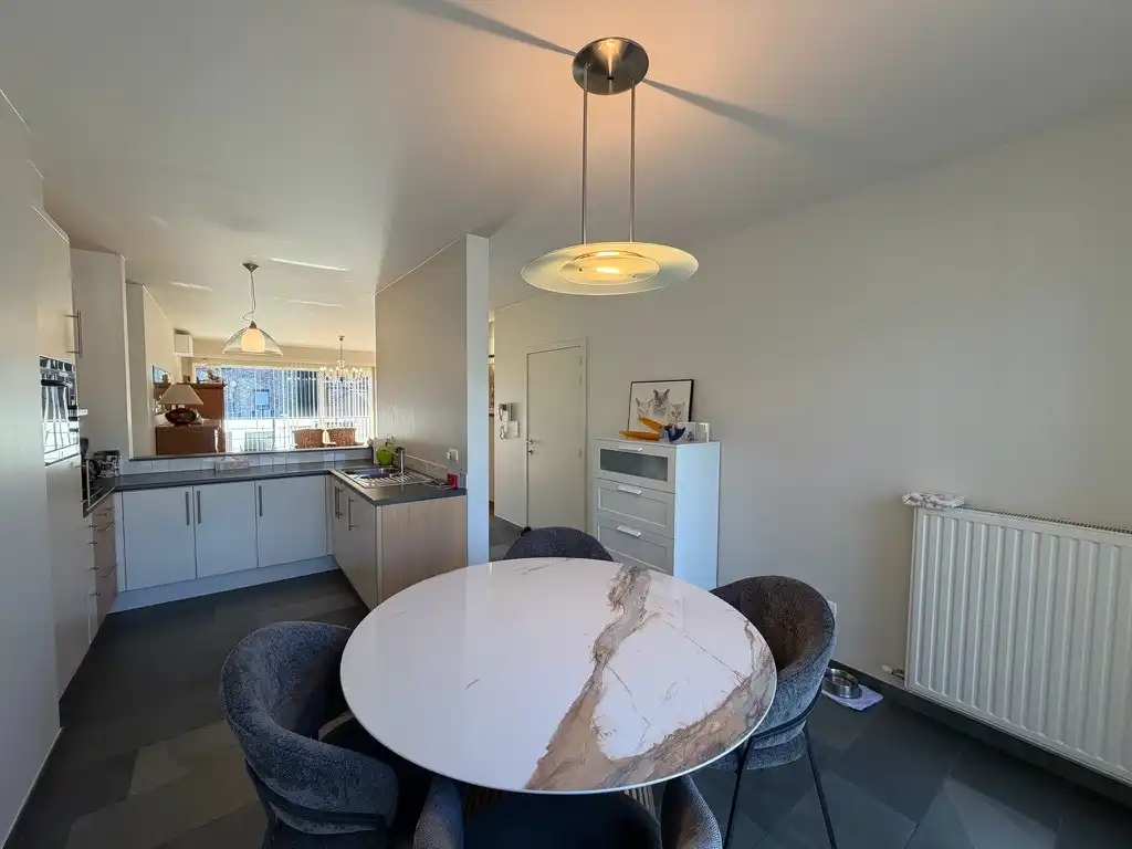 Genk, Schabartstraat 6 bus 11: modern energiezuinig appartement met 2 slaapkamers, terras en ondergrondse autostaanplaats. foto 5