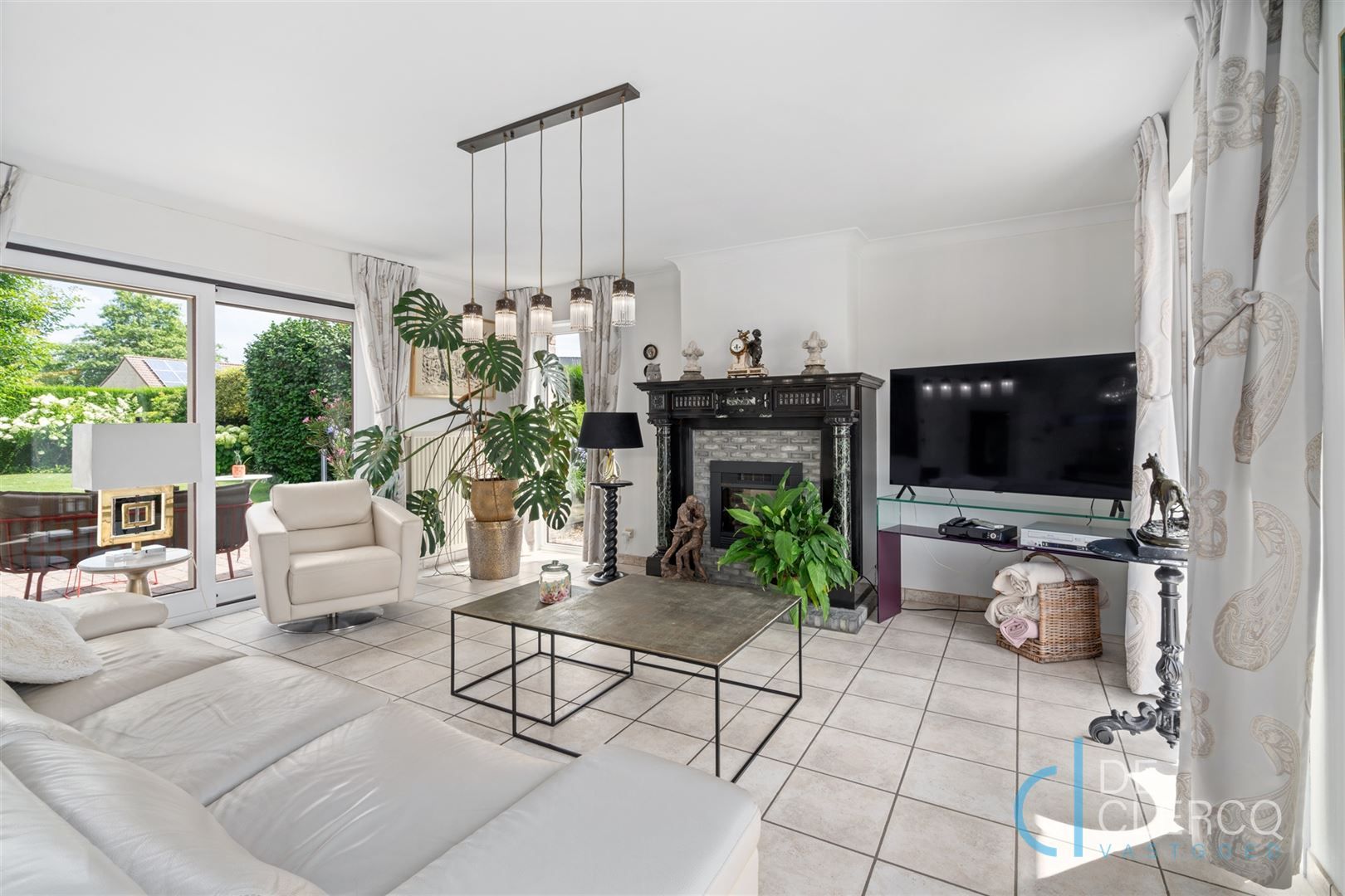 Moderne bungalow met zolder en tuin te koop in Oostakker!  foto 4
