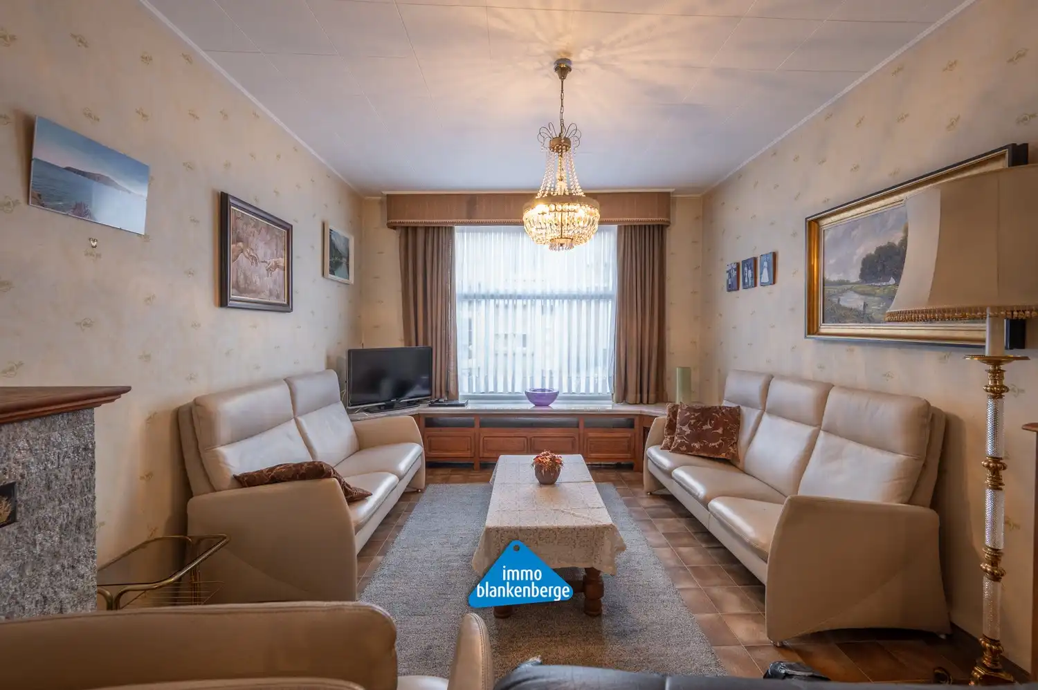 Grote gezinswoning met tuin en 7 slaapkamers nabij centrum en zee foto 8