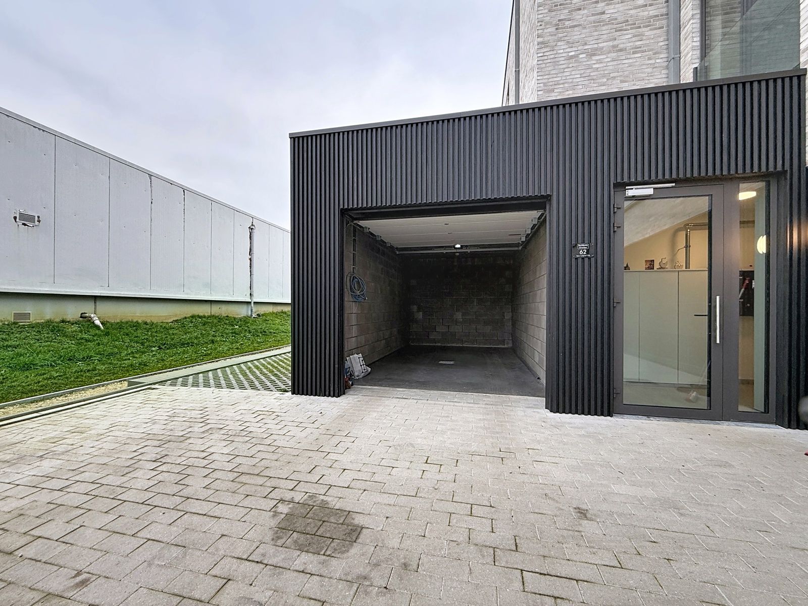 Energiezuinig nieuwbouwappartement met terras en garage. foto 16