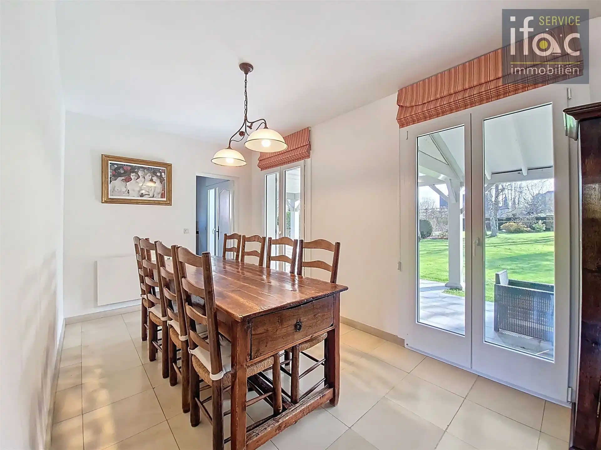 Centraal en rustig gelegen zuid gerichte villa op 11a16ca  foto 11