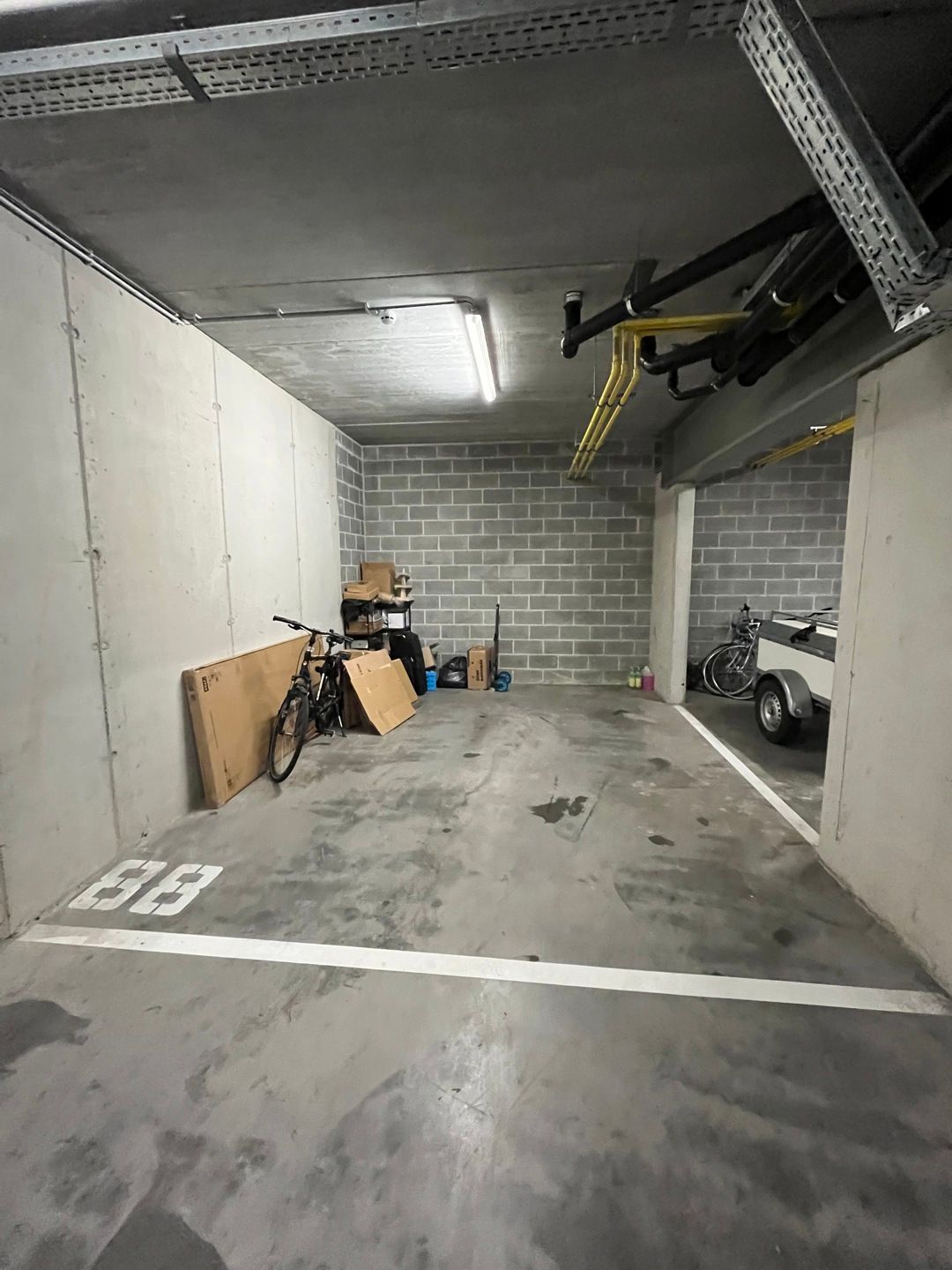 Deinze: recent en centraal gelegen appartement met staanplaats foto 8