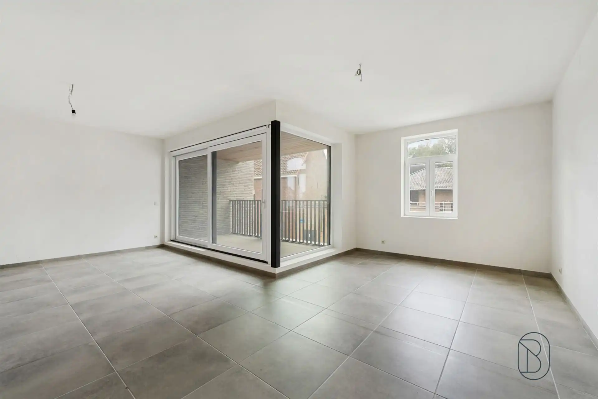 Hoogwaardig afgewerkt appartement met terras foto 6